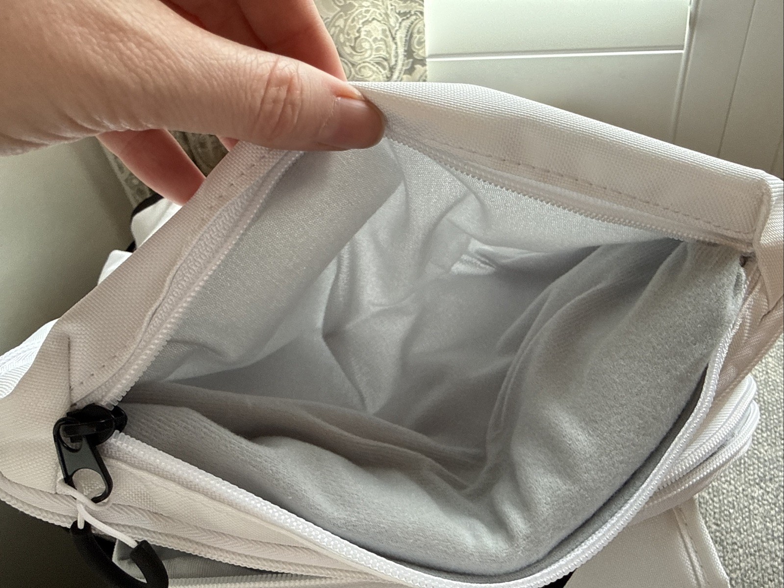 NIKE HM9965-100 Varsity Elite Backpack (32L) White Gold Black