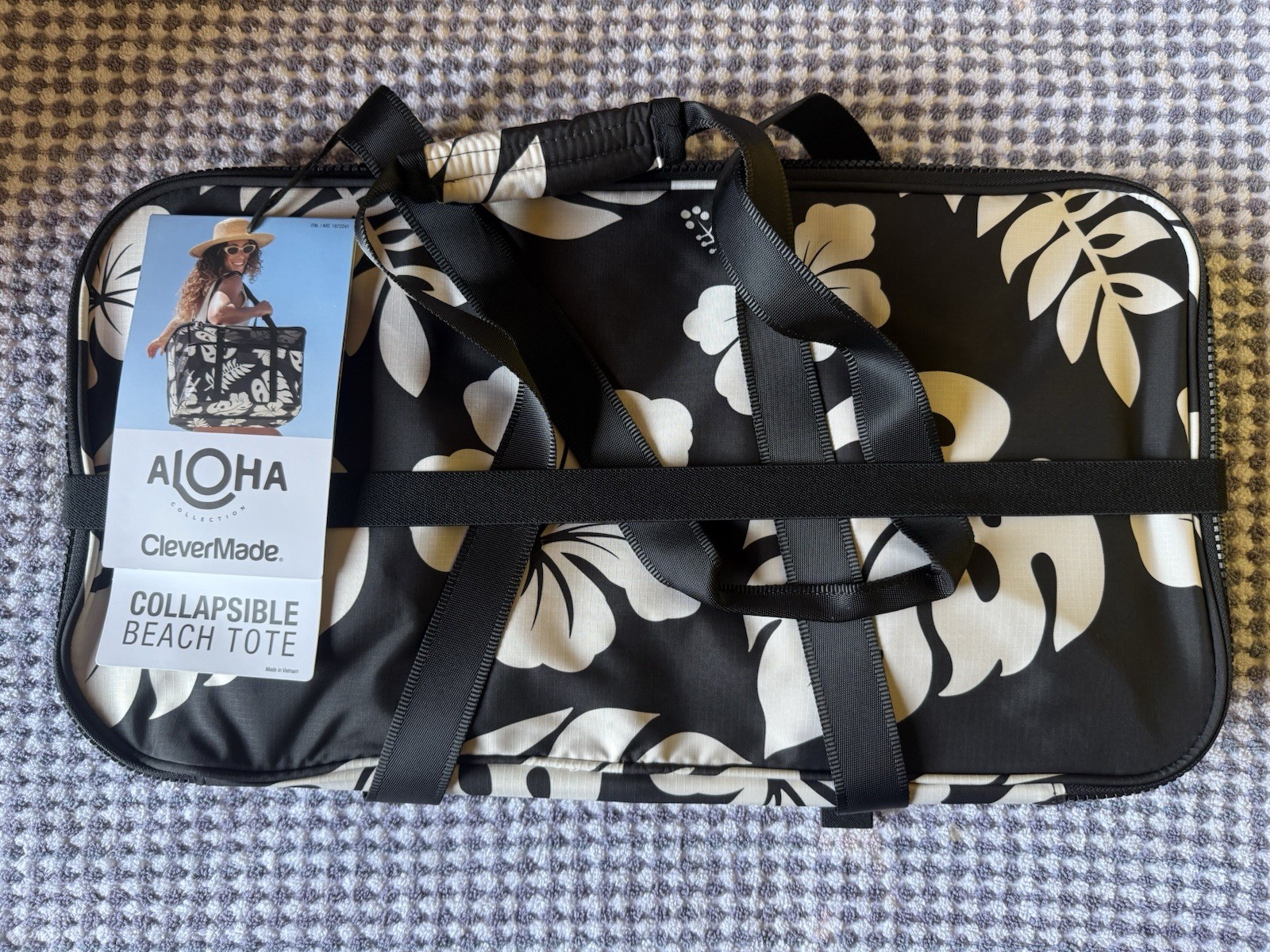 Aloha Collection Clevermade Collapsable Beach Tote Hawaii Floral Teal Tote NWT