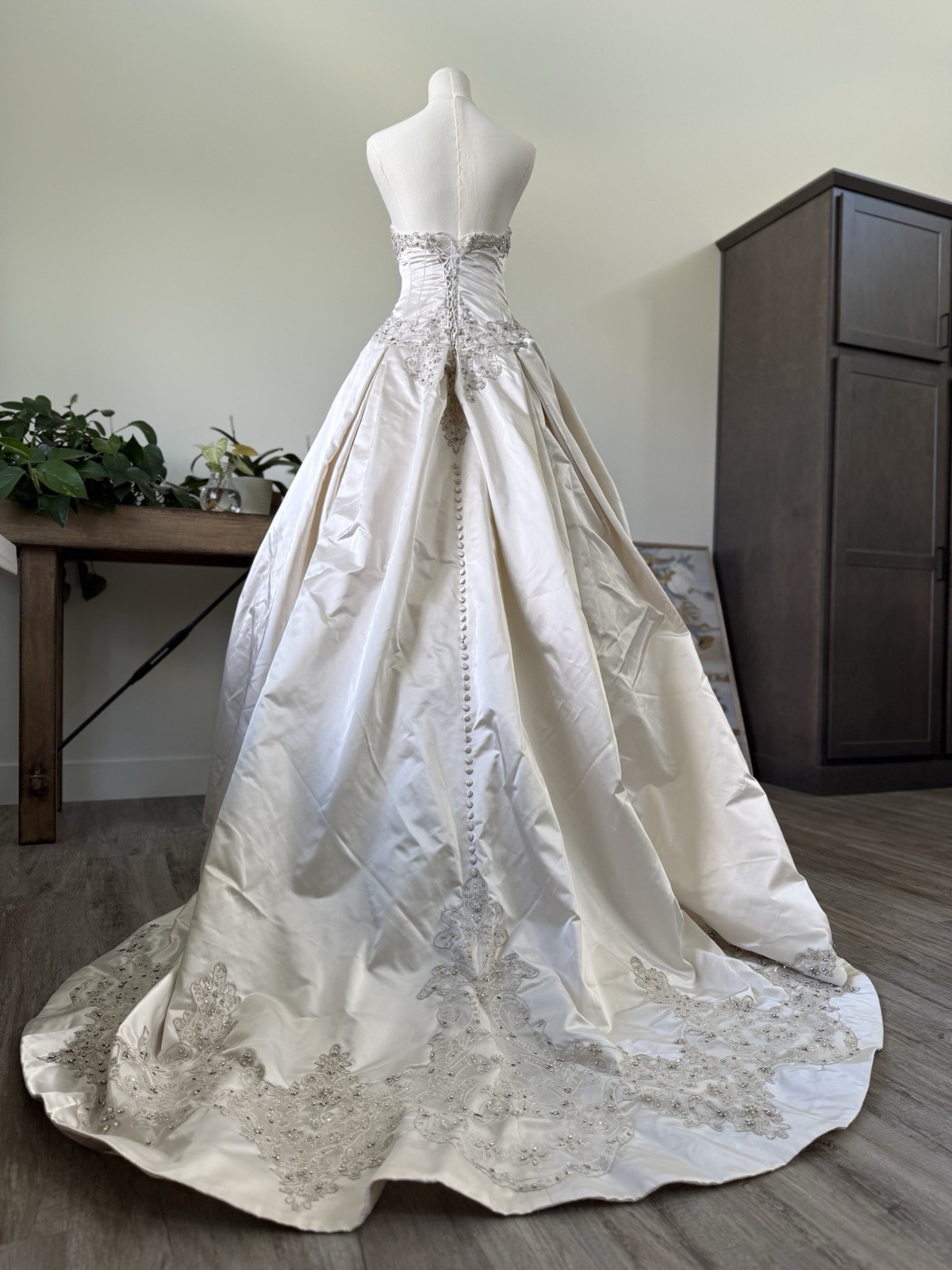 Kenneth Pool Strapless Beaded Satin Ball Gown Wedding Dress Corset Back Train