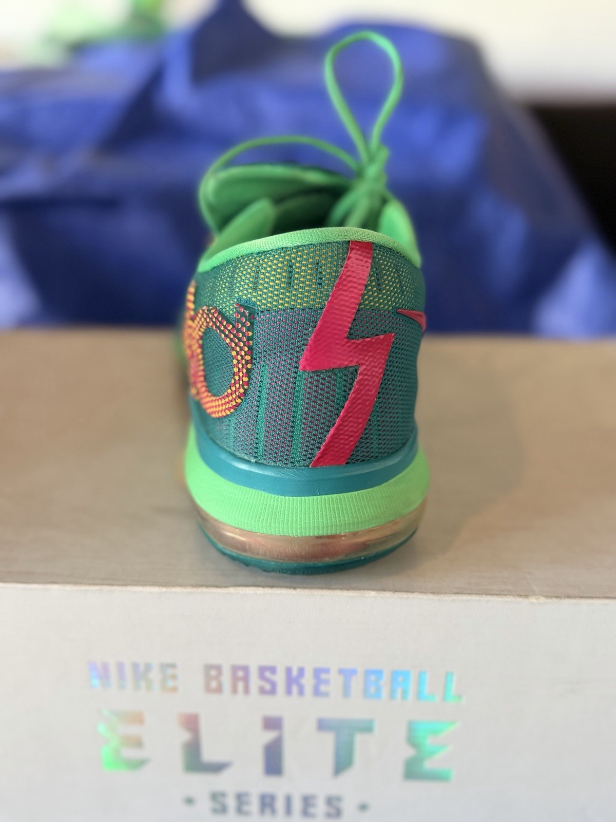 Nike KD 6 VI Mens Size 10.5 Green Pink Basketball Shoes Sneakers