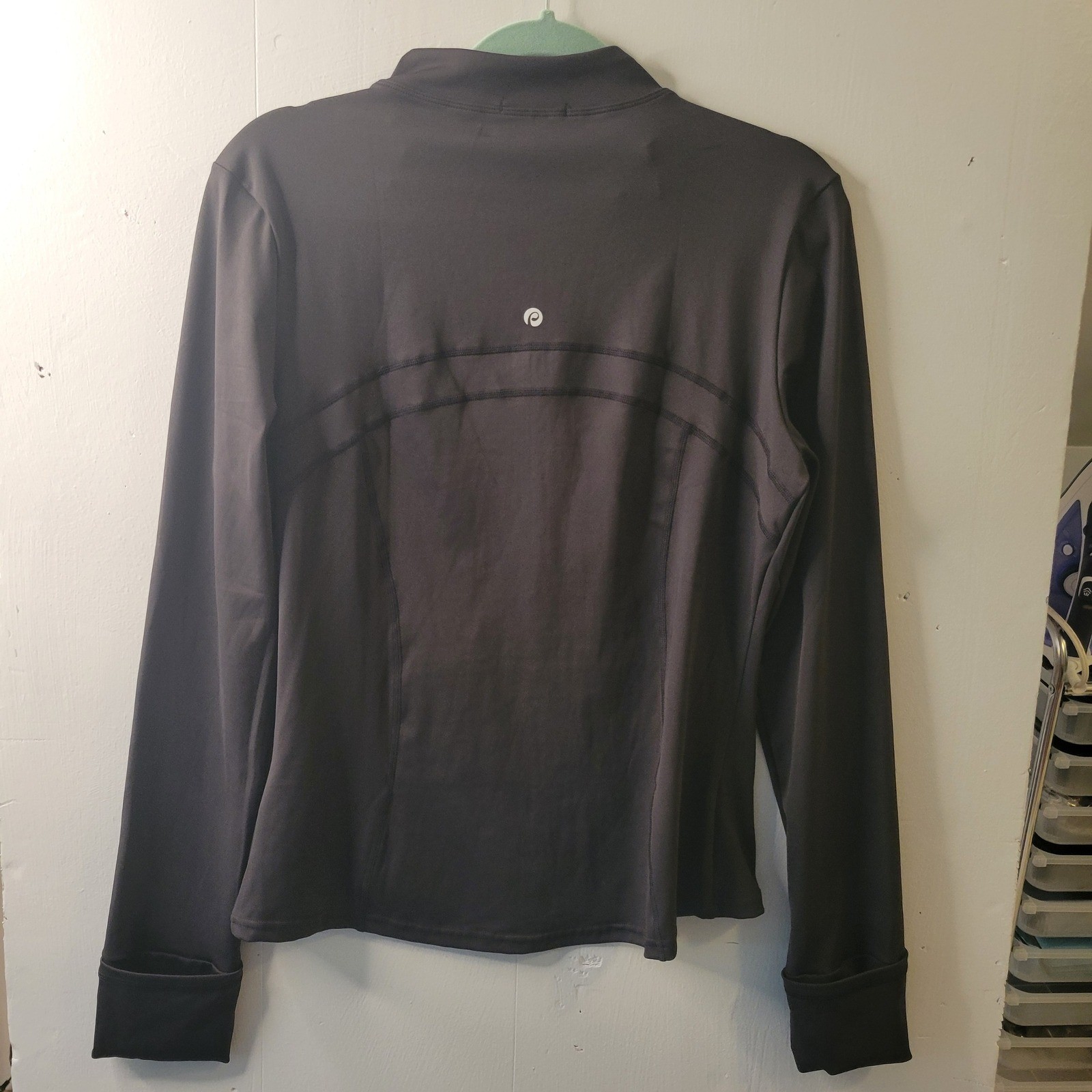 Women’s Black Full Zip Athletic Jacket Thumbhole Performance Activewear Size L