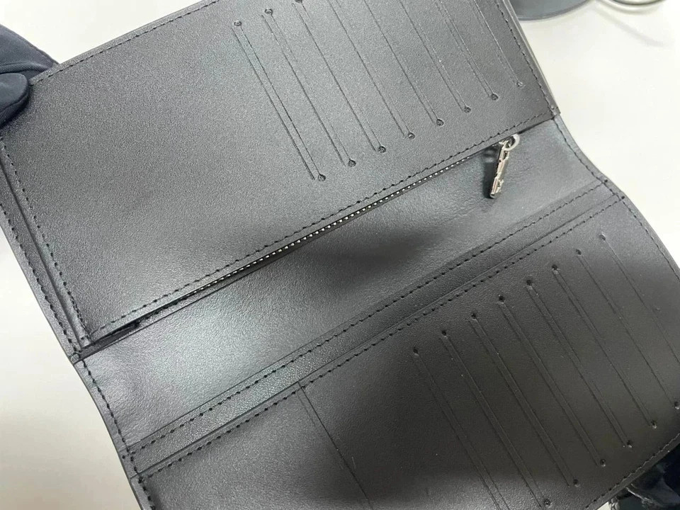 Louis Vuitton Damier Infini Porte feiulle Brazza Long Wallet Black