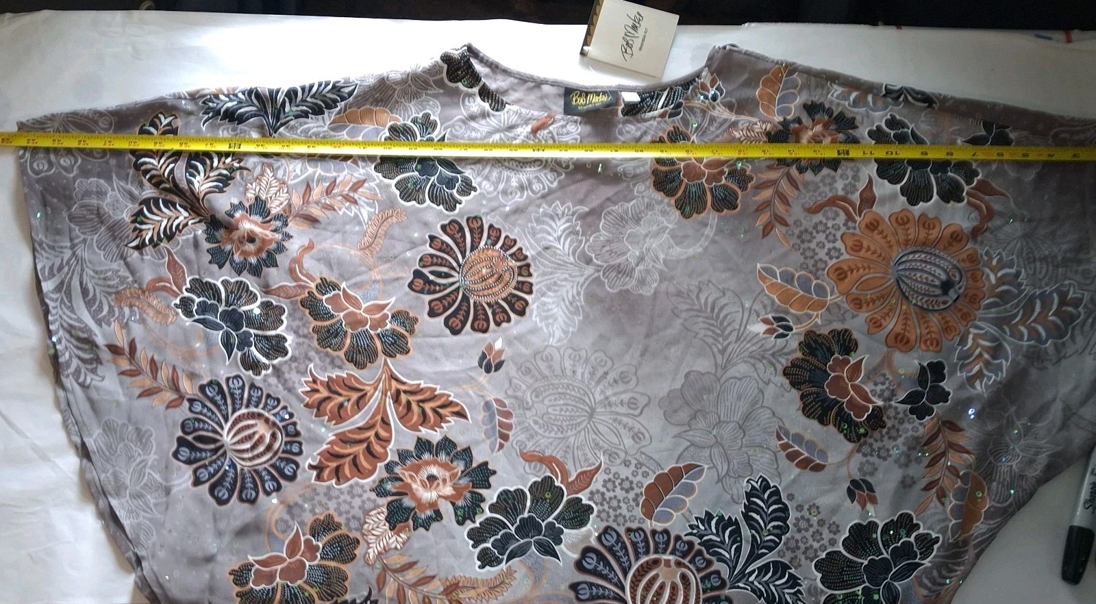 Bob Mackie Wearable Art Batwing Poncho Tunic Floral Sequined Art To Wear NWT Lg
