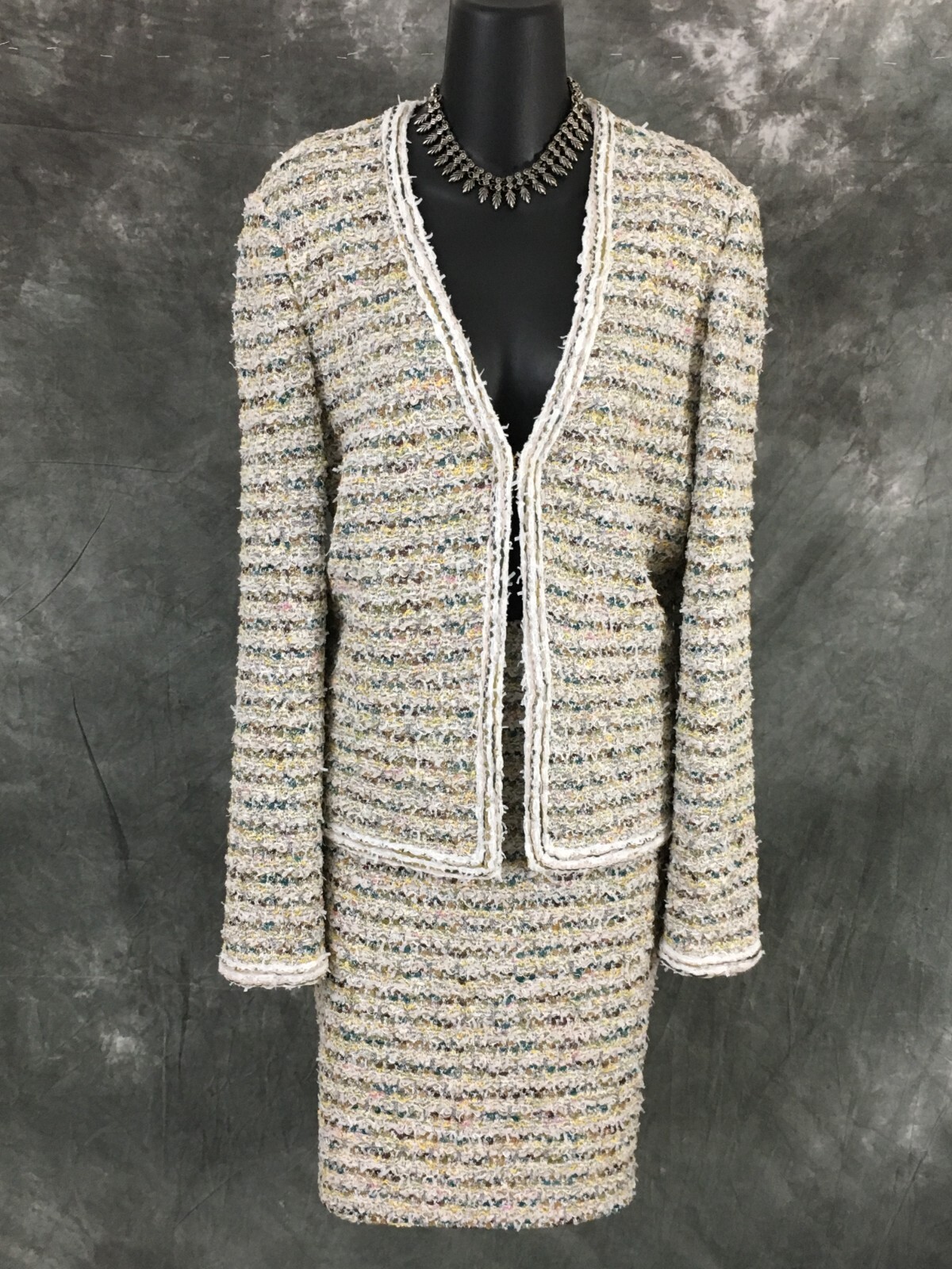 NEW BEAUTIFUL St John knit green white pink yellow multi skirt suit size L 10