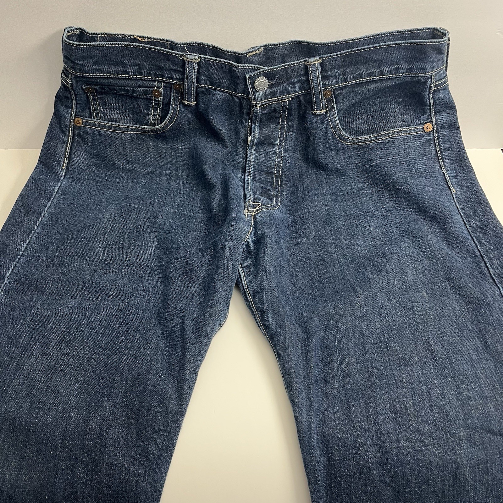 Levi’s 501 Men’s 34×30 Regular Jean Fit Dark Wash Blue Denim Button Fly