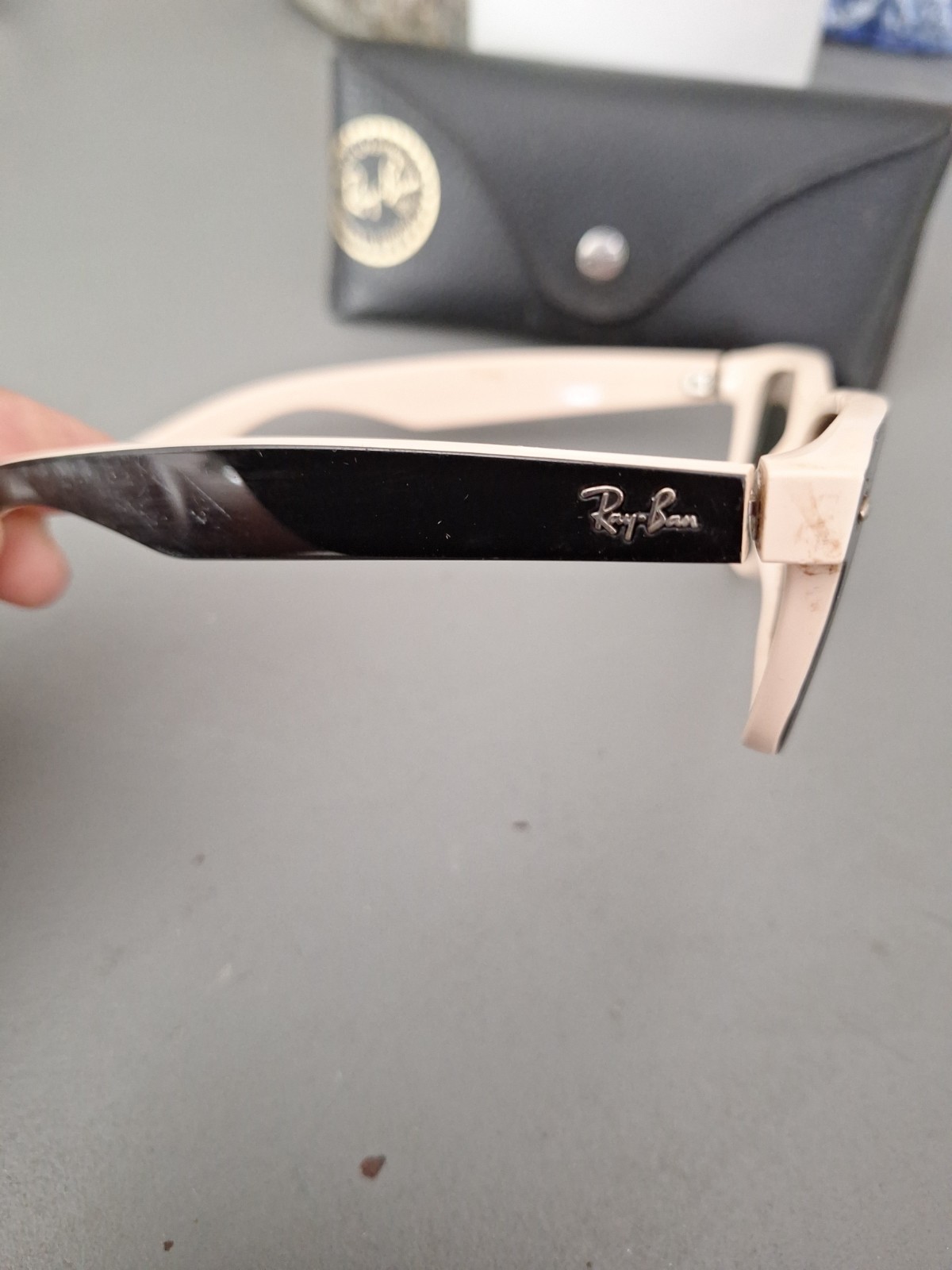 ray ban new wayfarer rb2132 With Case