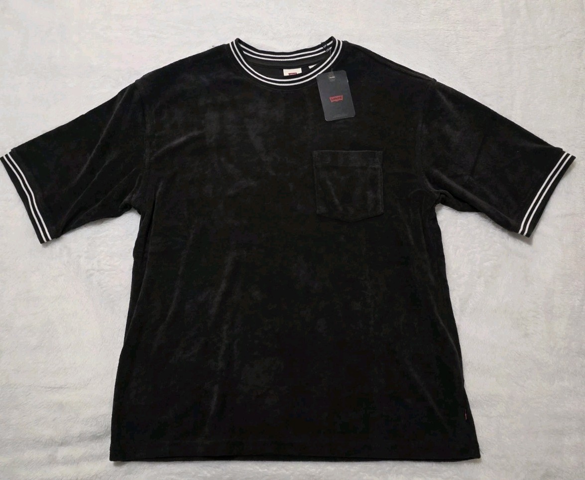 Levis Men’s Pocket Towel Type Material Loose Fit T-shirt Size Small NWT