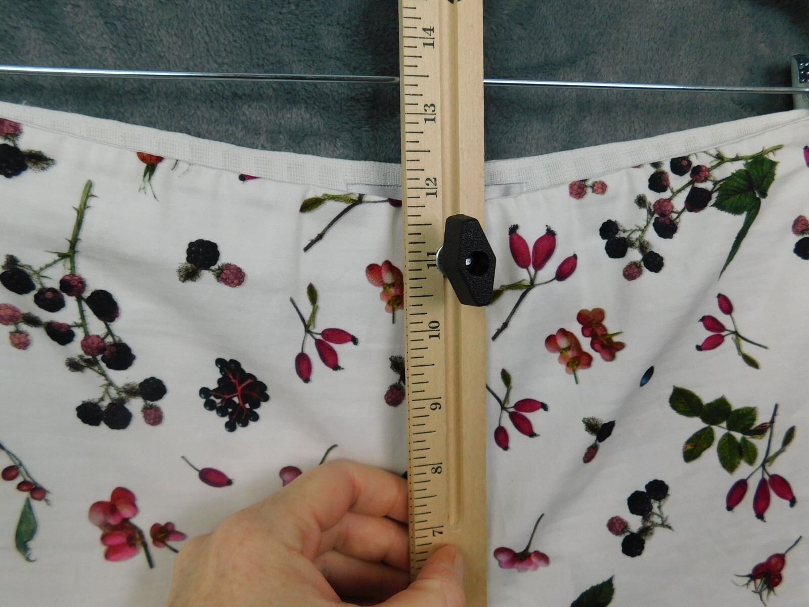 Sara Campbell Pants Womens Medium Crop Trousers Berry Sheri White Burgundy Capri