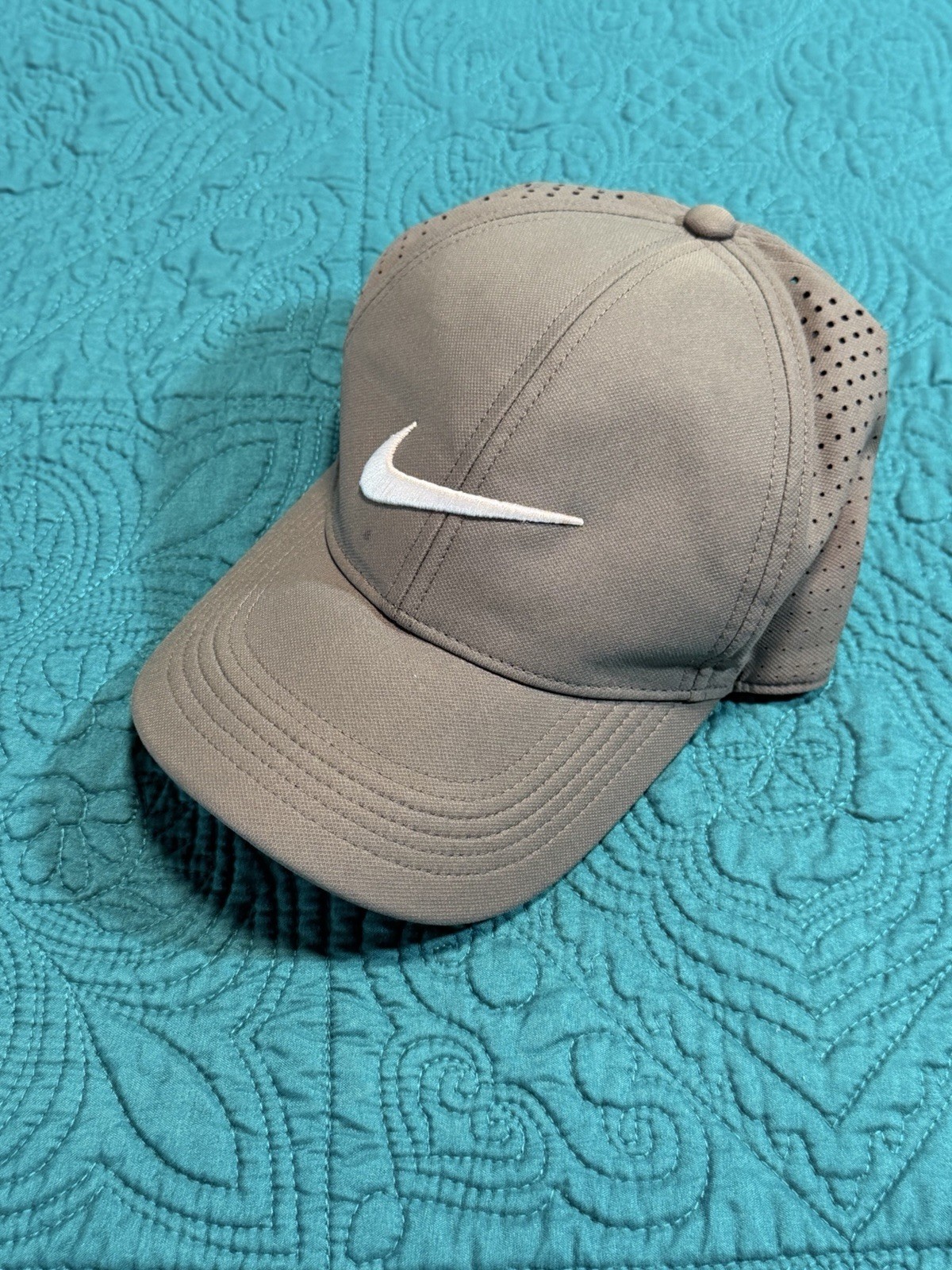 Nike Legacy91 Dri-FIT Golf Hat Gray Adjustable Performance Cap Unisex OSFM