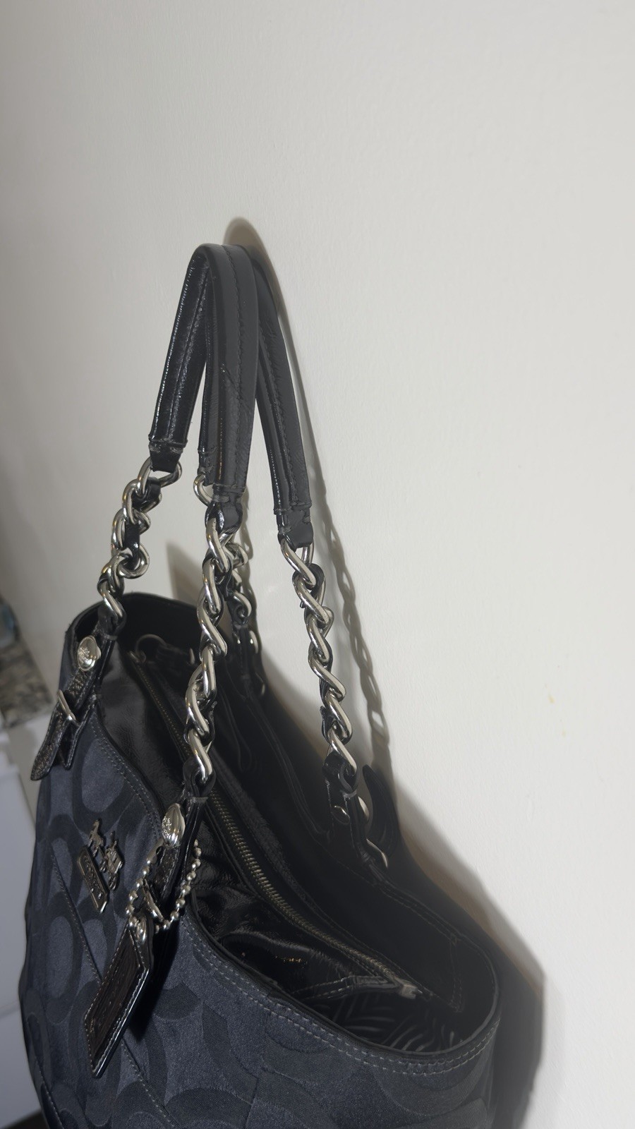 Coach Madison Signature Logo Tote Bag Black Zip Closure Silver Chain Straps