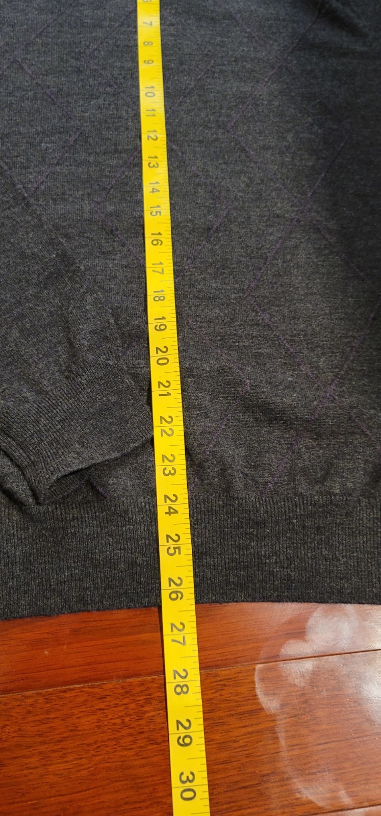 Banana Republic Extra Fine 100% Merino Wool Size M CHARCOAL V neck Men Sweater