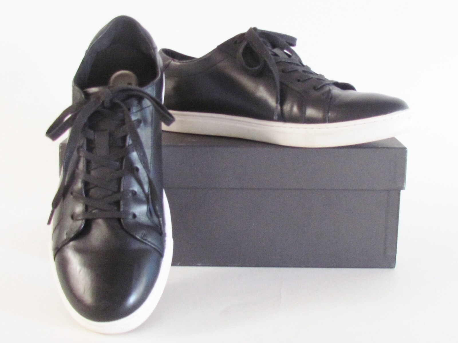 Men’s Sneaker Casual Shoes Designer Kenneth Cole Black Leather Sneakers 9.1/2 M