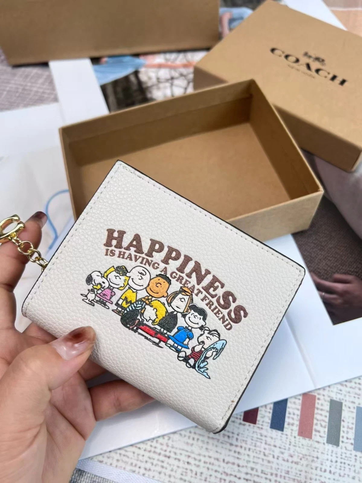 Coach X Peanuts Snap CBN32 Wallet In Signature Canvas Happiness Snoopy Print