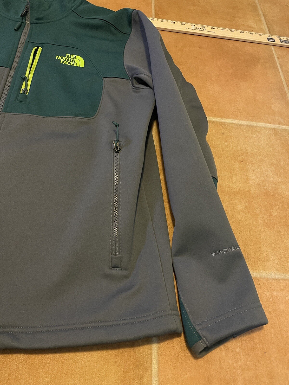 North Face Men’s Jacket L Green Grey NF0A39M9 Fleece Lined Zip