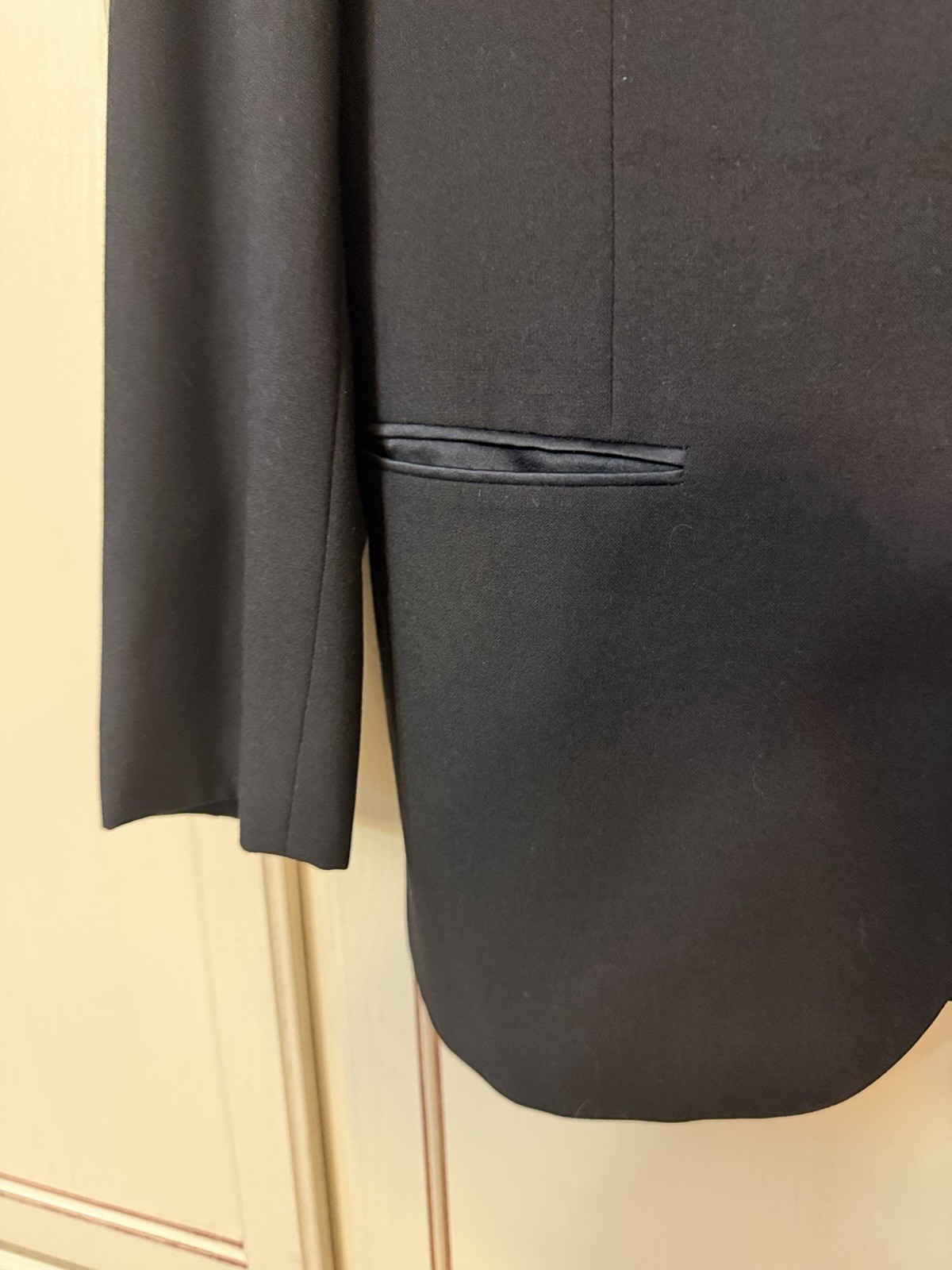 Vintage Yves Saint Laurent Formalwear Wool Tuxedo Jacket Mens 44R Black USA NICE