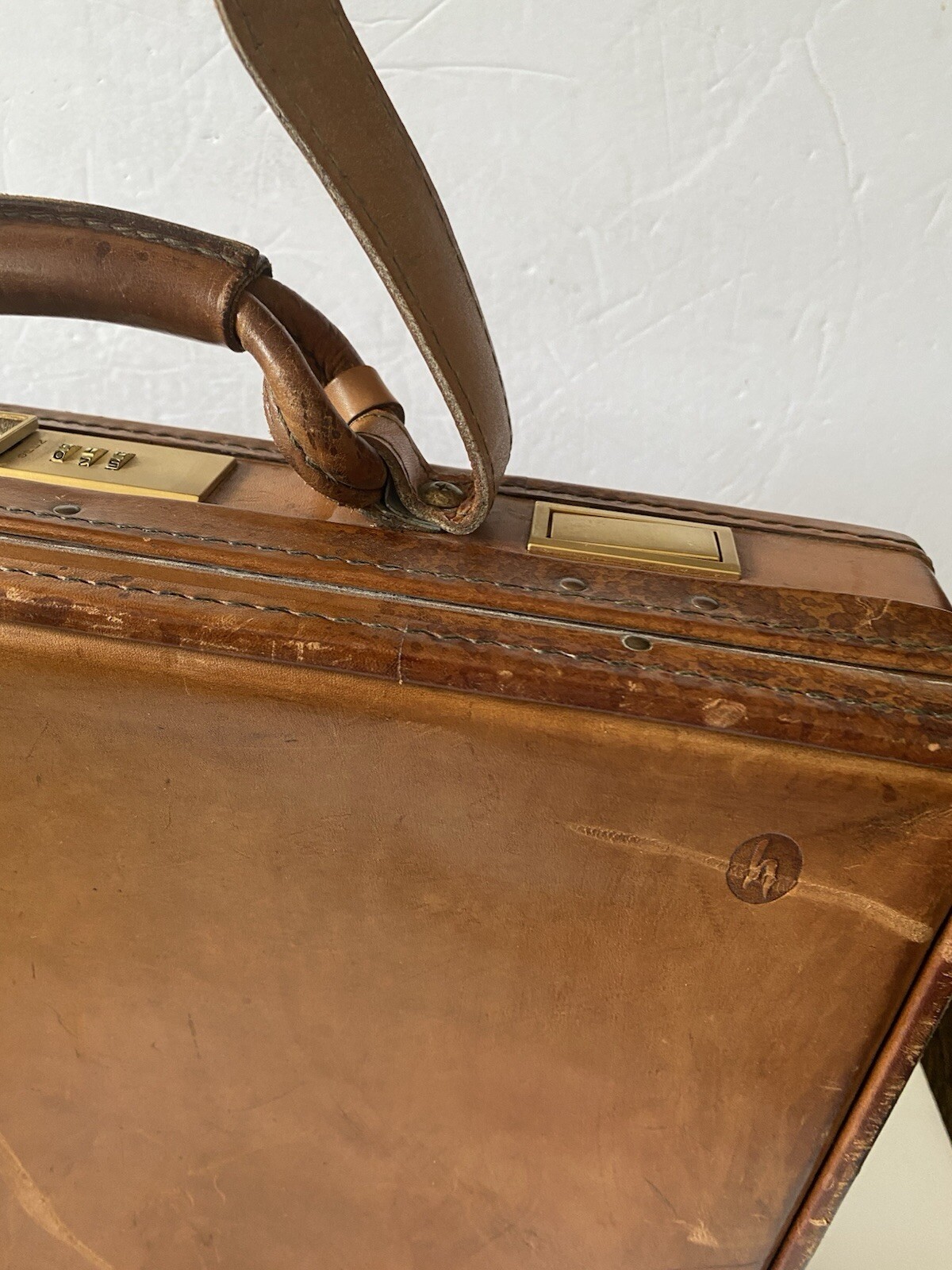 Vintage Hartmann Belting Leather 18 Inch Attache Briefcase Brown