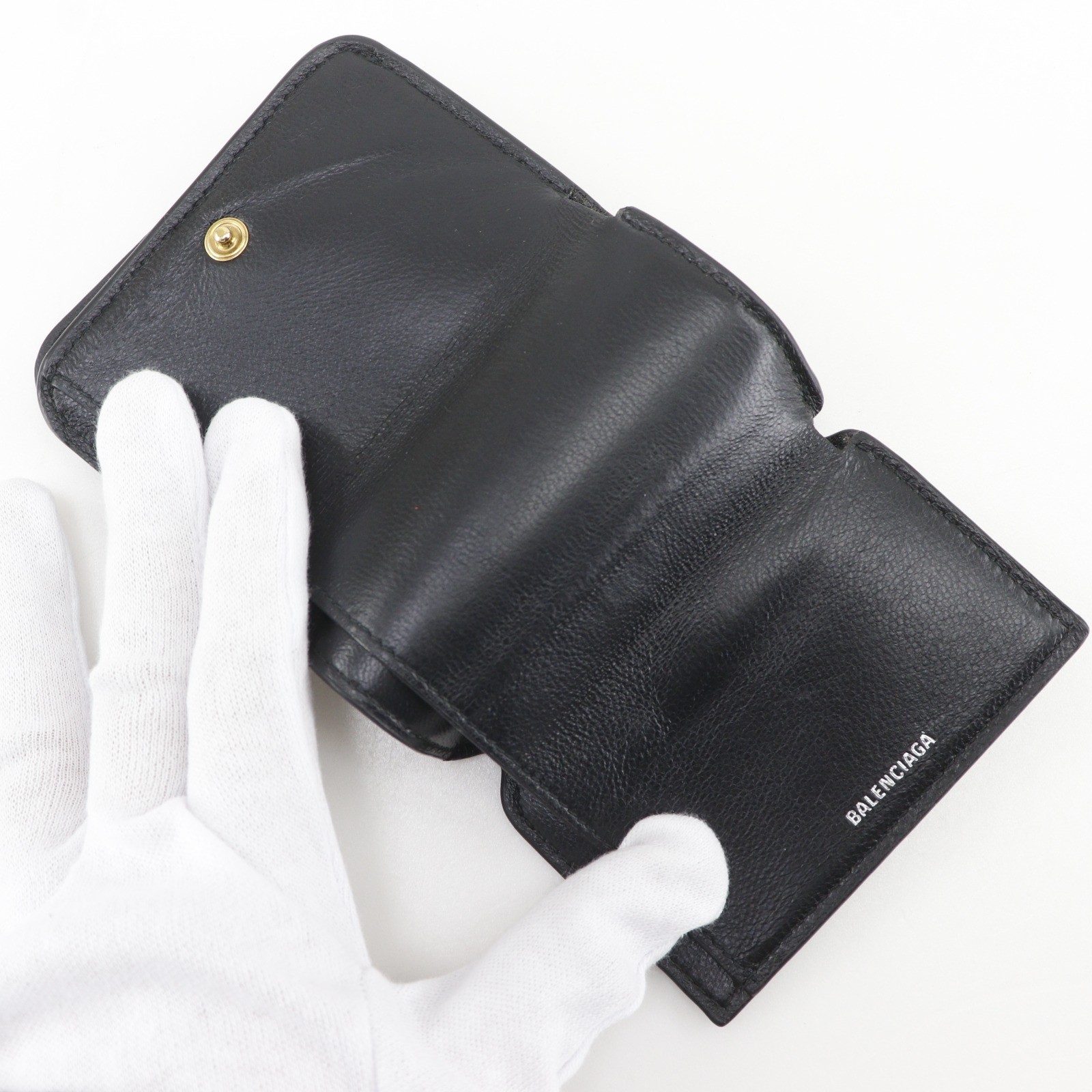Balenciaga Cash Mini Leather Trifold Wallet – DUTY FREE