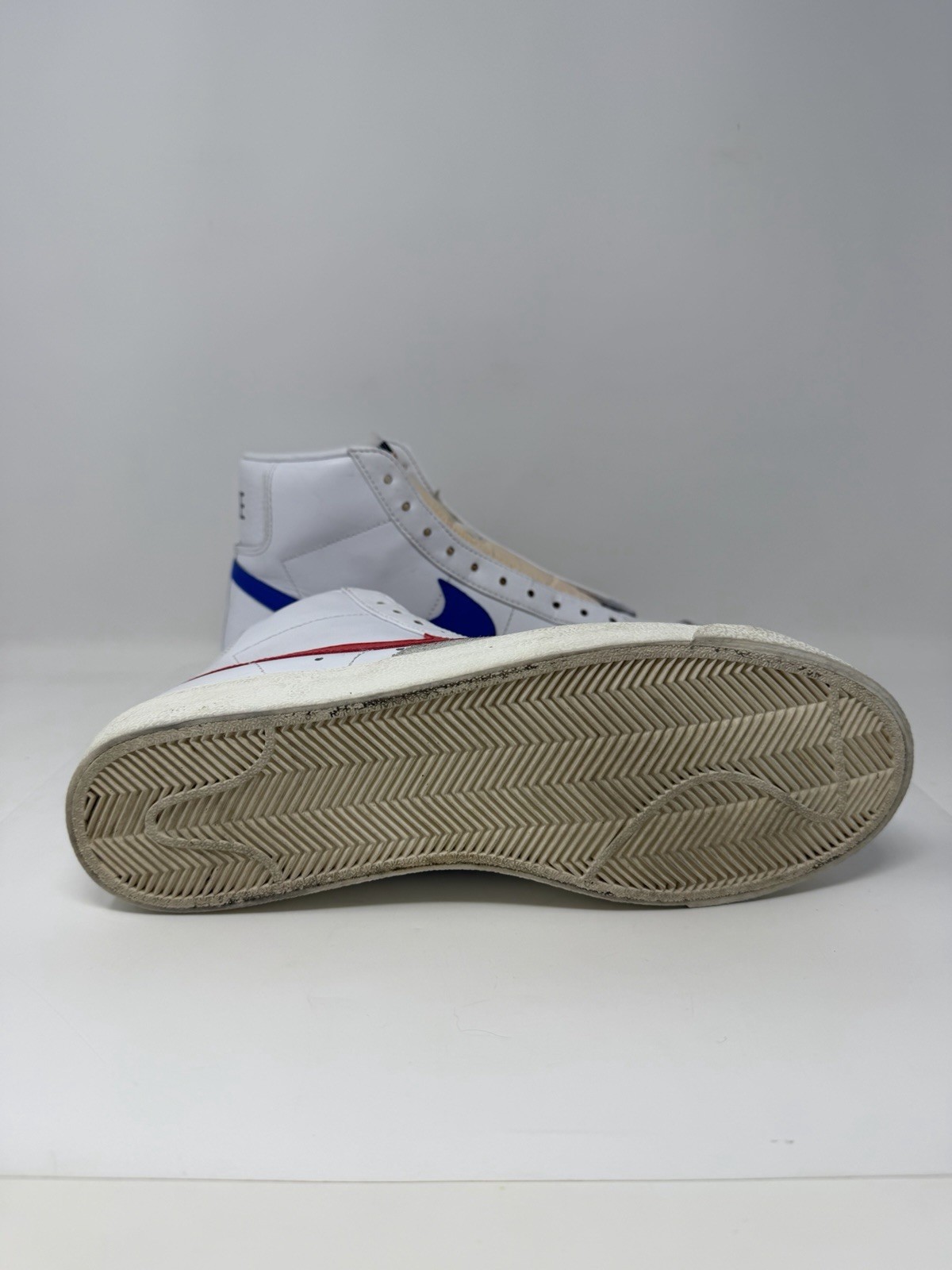 Nike Blazer Mid ’77 Vintage Red White & Blue Sneaker BQ6806-117 Size: 9.5