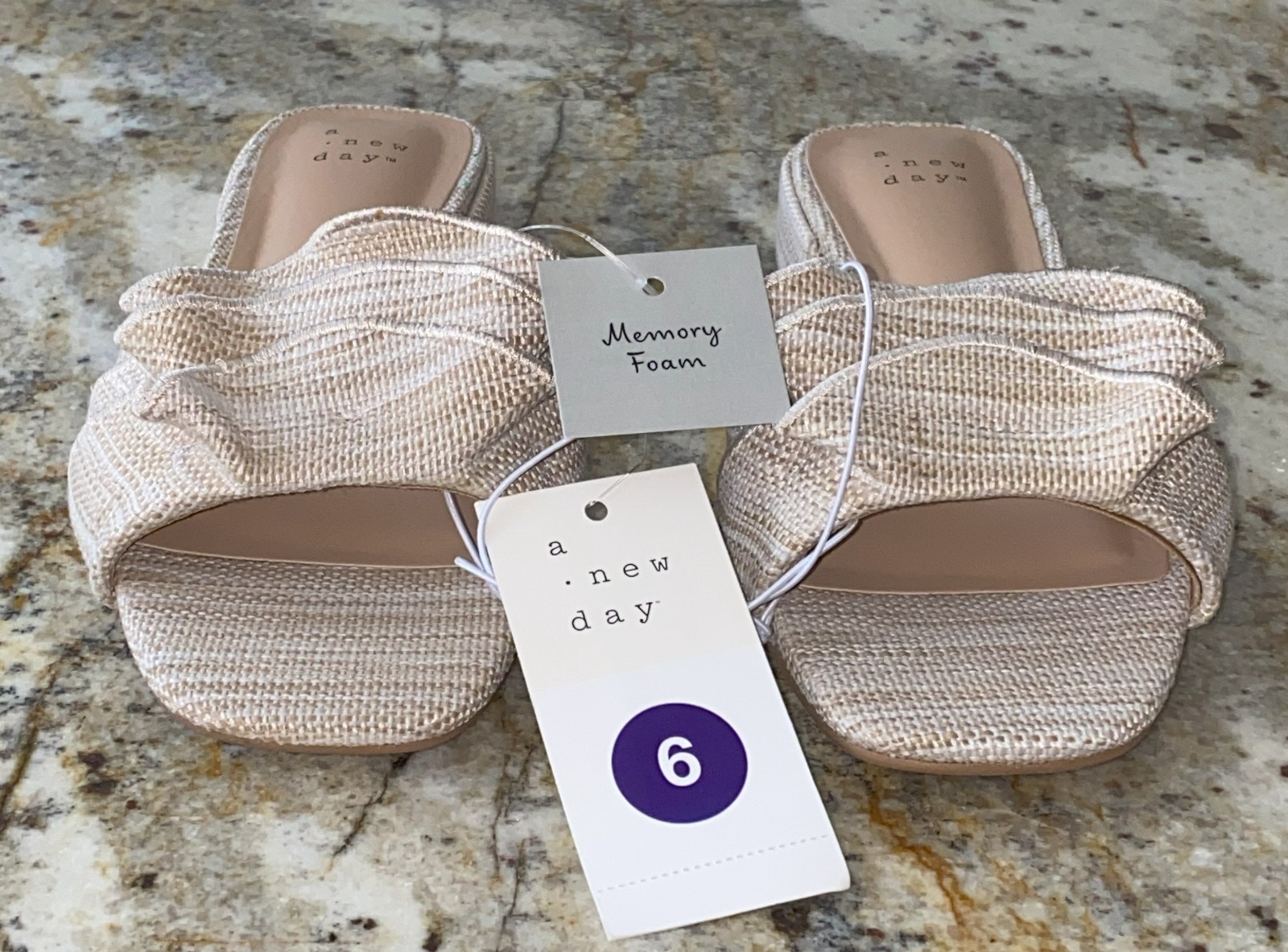 NEW W/TAGS A NEW DAY LYTA RAFFIA RUFFLE SANDALS W/MEMORY FOAM INSOLE WOMENS SZ 6