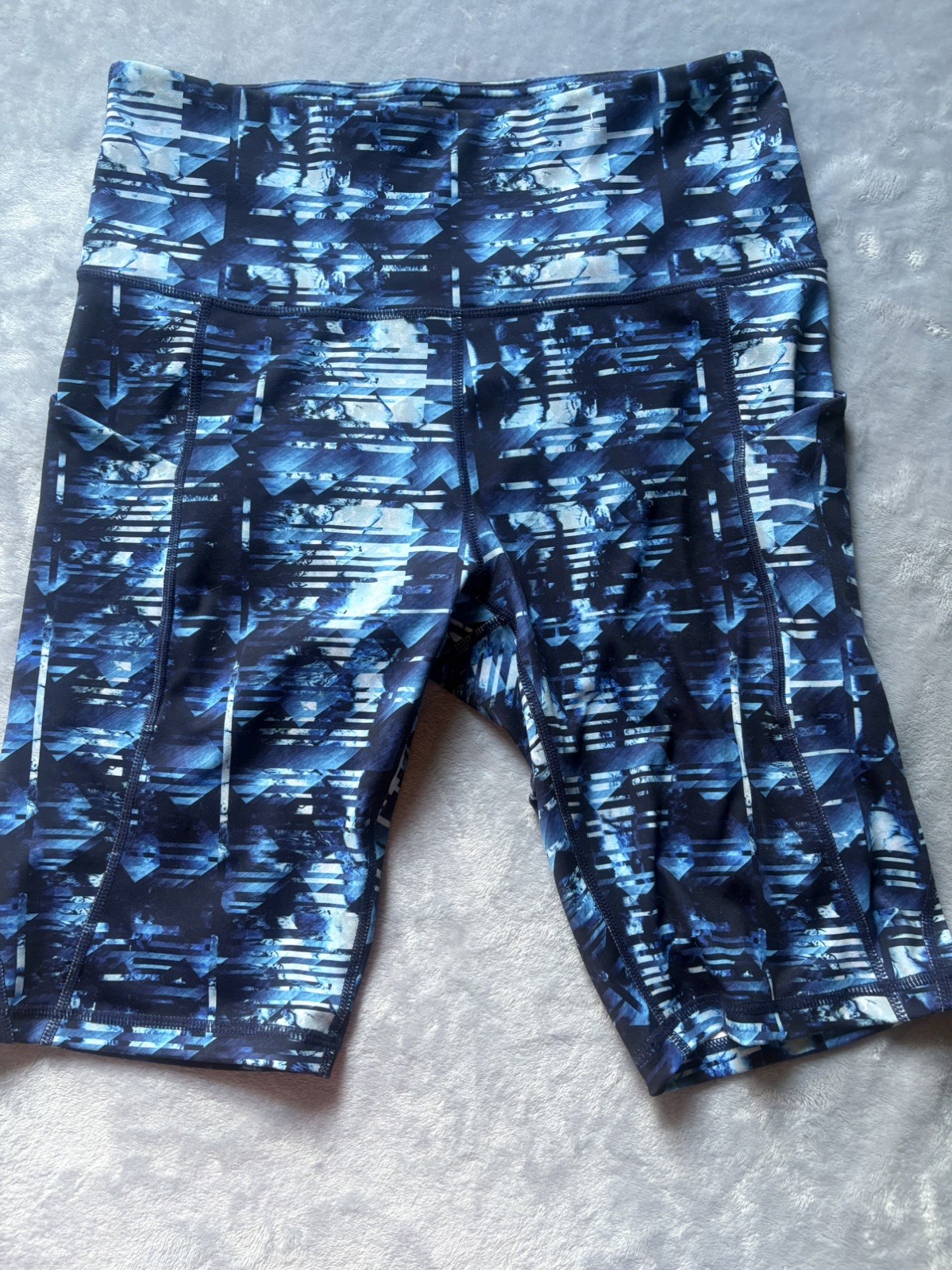 Women’s Ododos Colorful Biker Style Stretch Pull on Shorts W/Side Pockets-NICE!