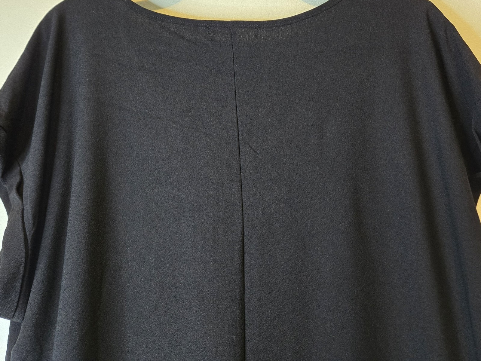 Women’s Top Black SS Blouse 1/4 Zip Top Sz L/XL Faux Pockets w Bedazzled Buttons