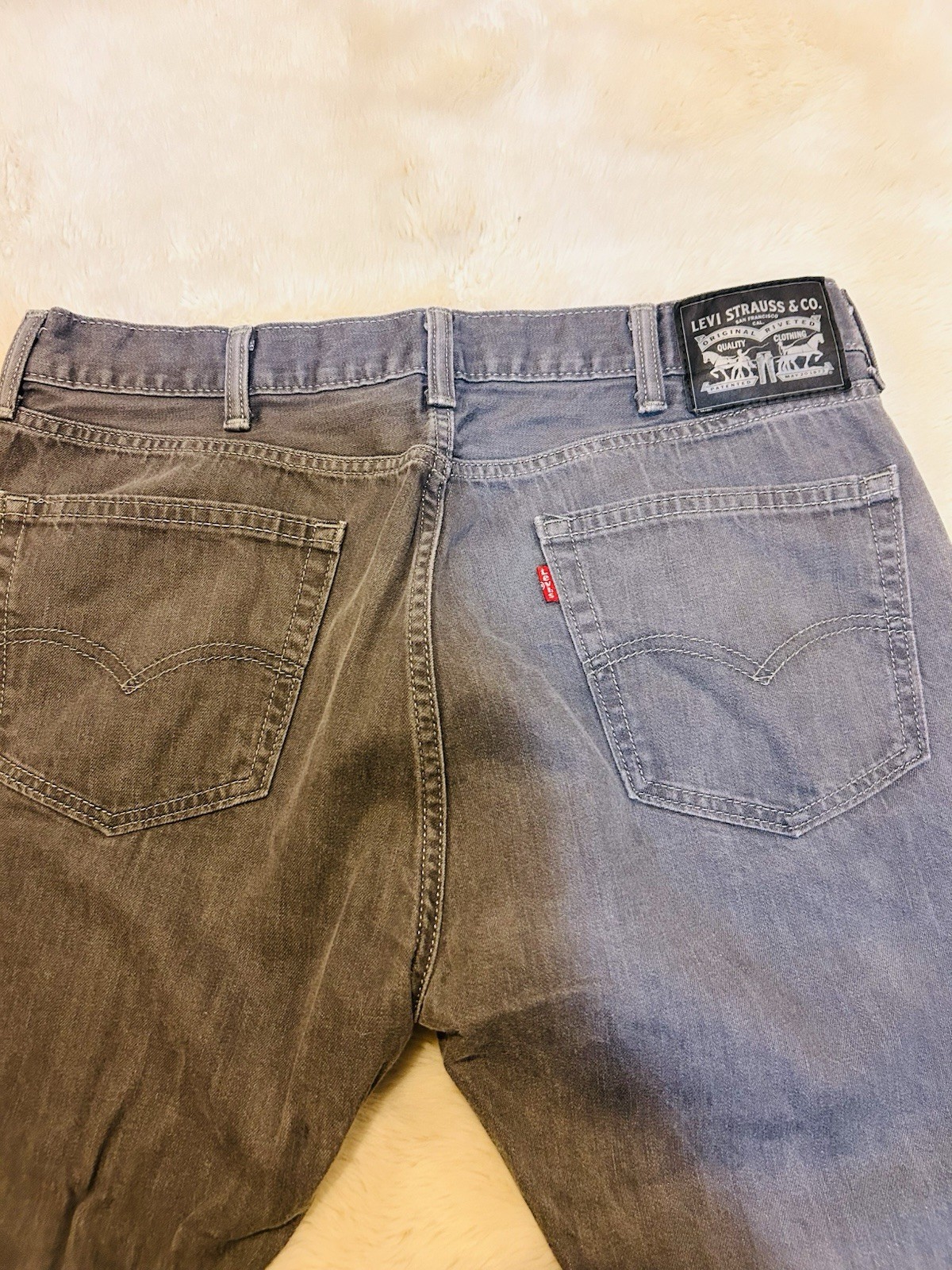 Levi Strauss & Co Men’s Gray Straight Leg Regular Fit Denim Jeans Button Fly