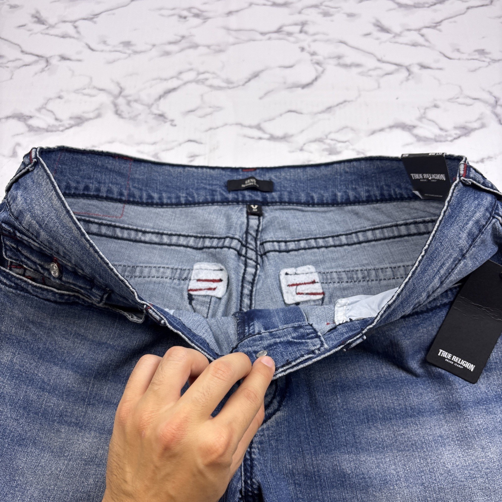 NEW True Religion Jeans GENO Big T Flap Red Trim Relaxed Slim 40×32 Blue Wash