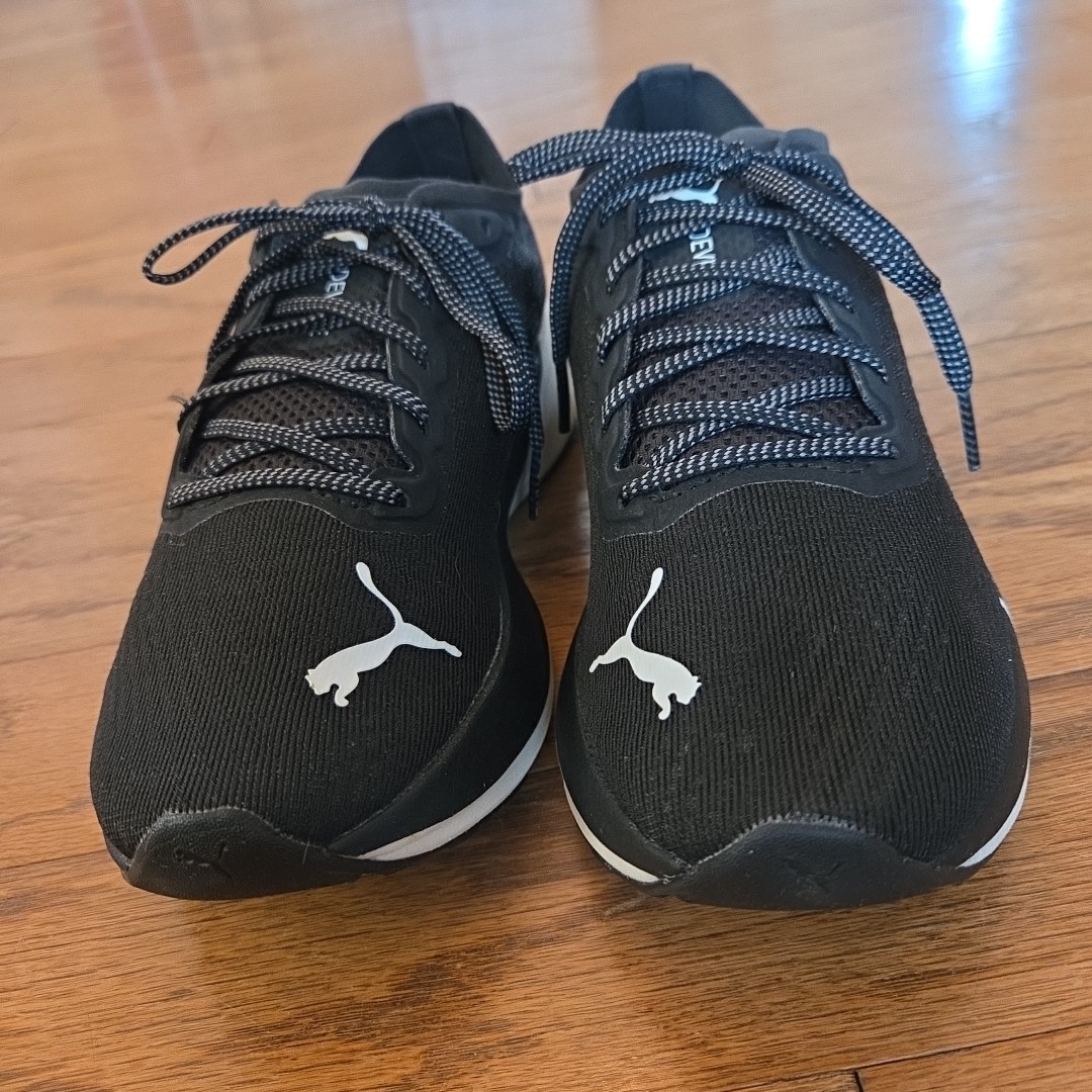 Puma Deviate Nitro Women Size 7 Black Silver Carbon Plate Running Shoes 194453