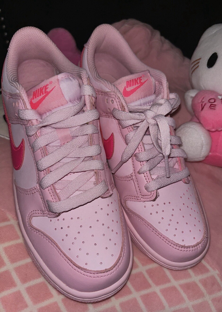 Nike Dunk Low pink