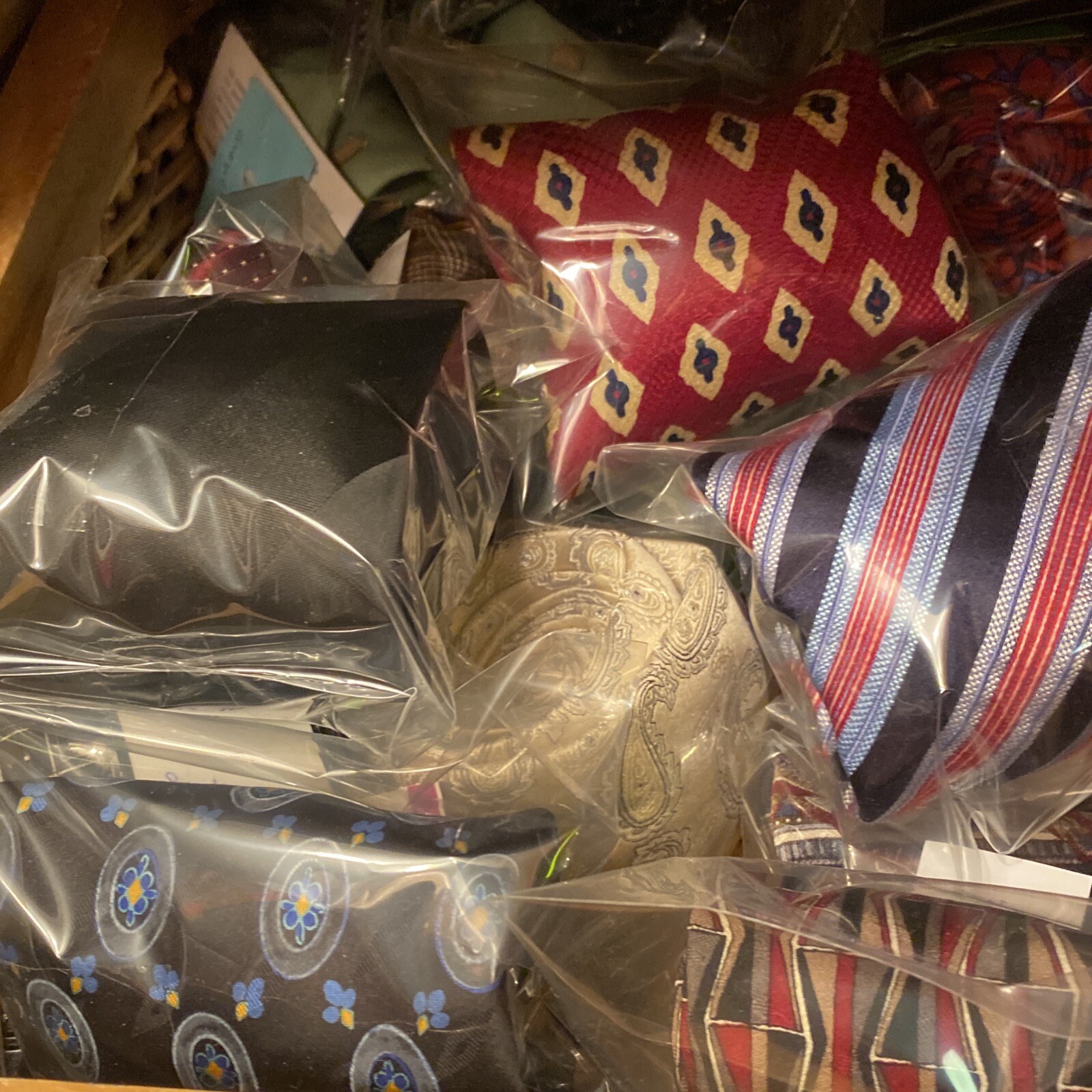 10 Ties RANDOM – Neck Tie Men’s – LOT OF 10 Mystery Striped Plaid Solid Classic