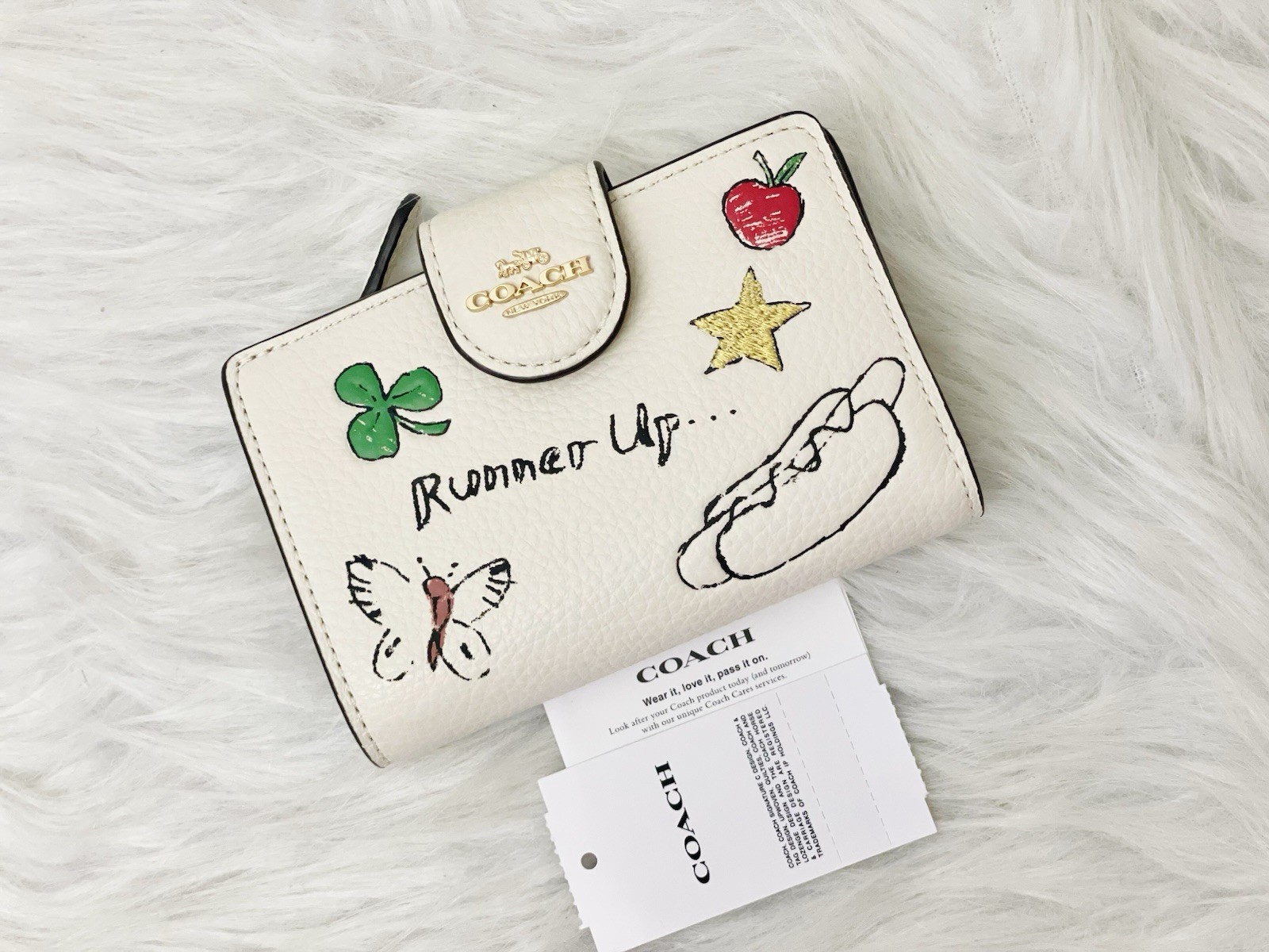 Coach Medium Corner Zip Wallet With Sketch Print In Gold/Chalk Multi CAO94 NWT