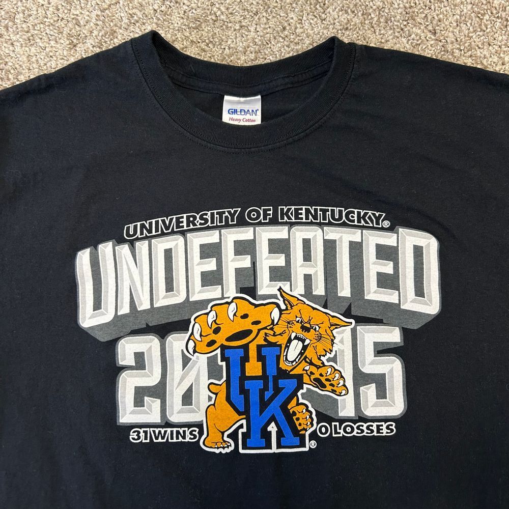 Kentucky Wildcats UK 2015 Undefeated Regular Season Champs Shirt Men Size Large