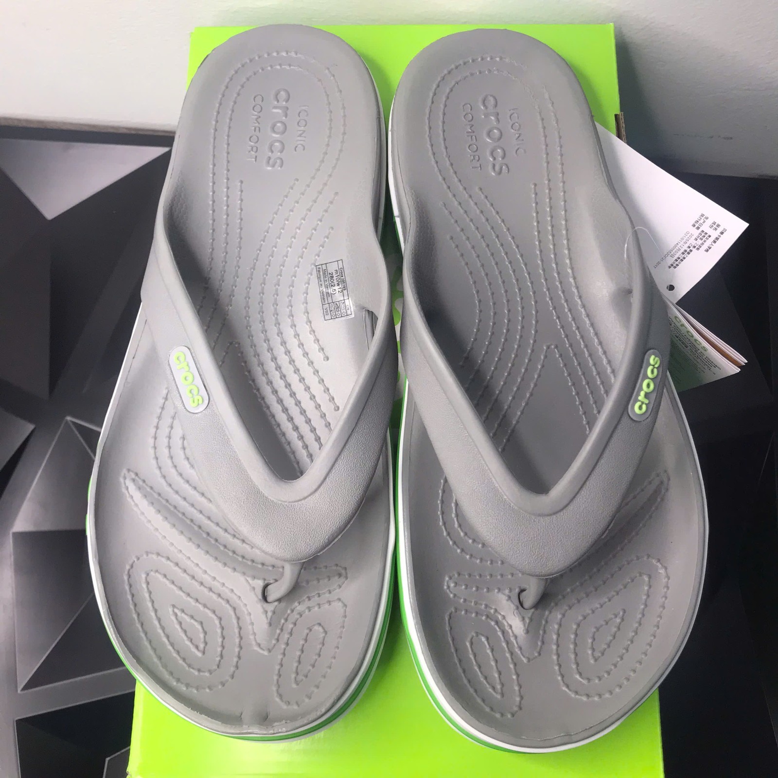 NEW IN BOX Crocs Bayaband Flip Flops Grey Green Men’s Women’s Sandal
