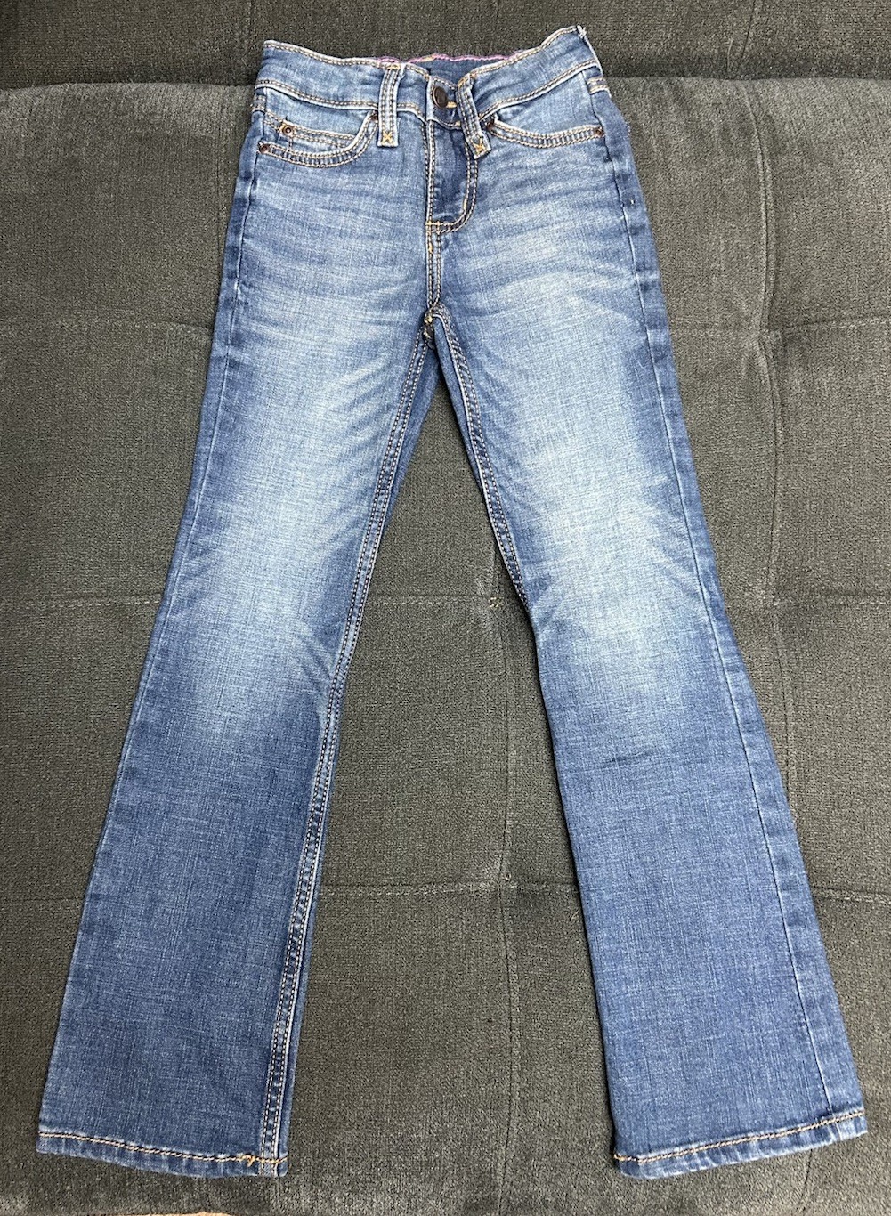 Wrangler Jeans Girls 7 Slim Bootcut. Wrangler Patch On Back Pocket.