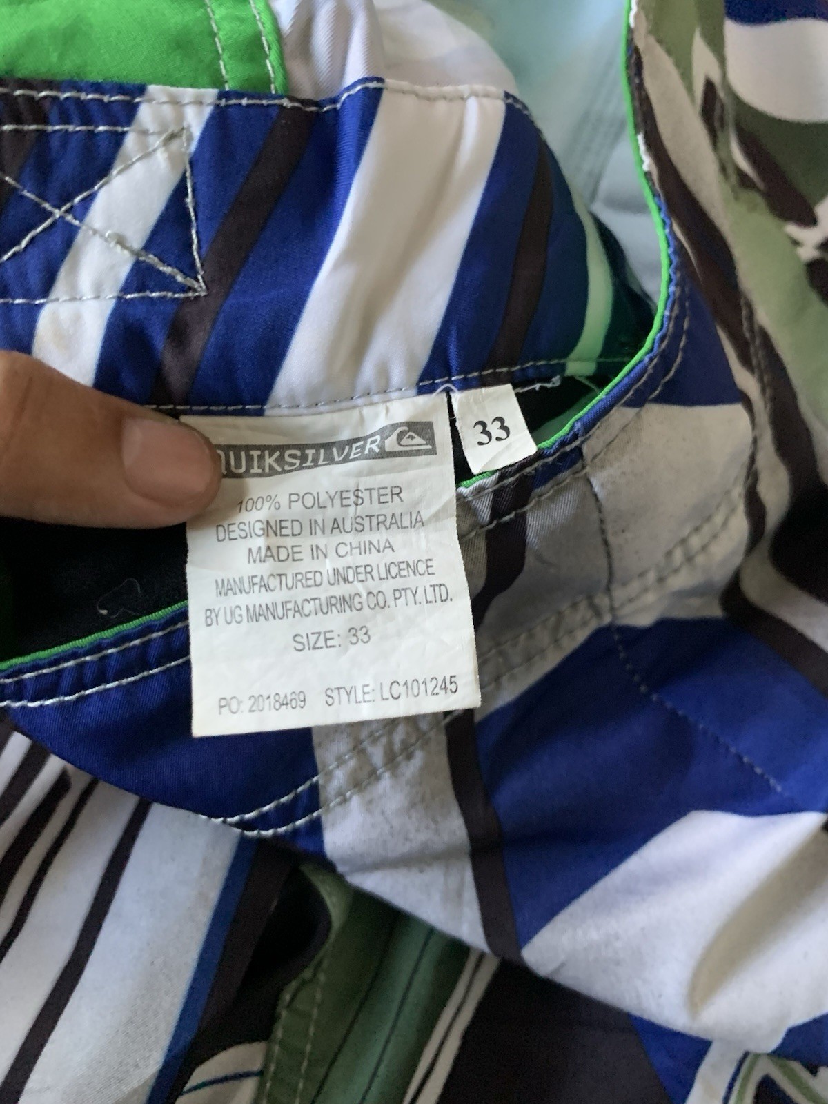 quicksilver boardshorts mens AOP size 33 rare