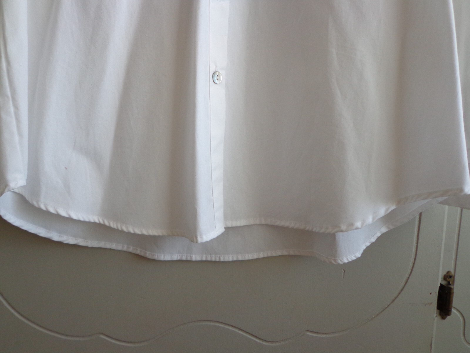 NWT I Love Linen Hi-Lo Button Down Blouse S White Long Sleeve Button Cuff