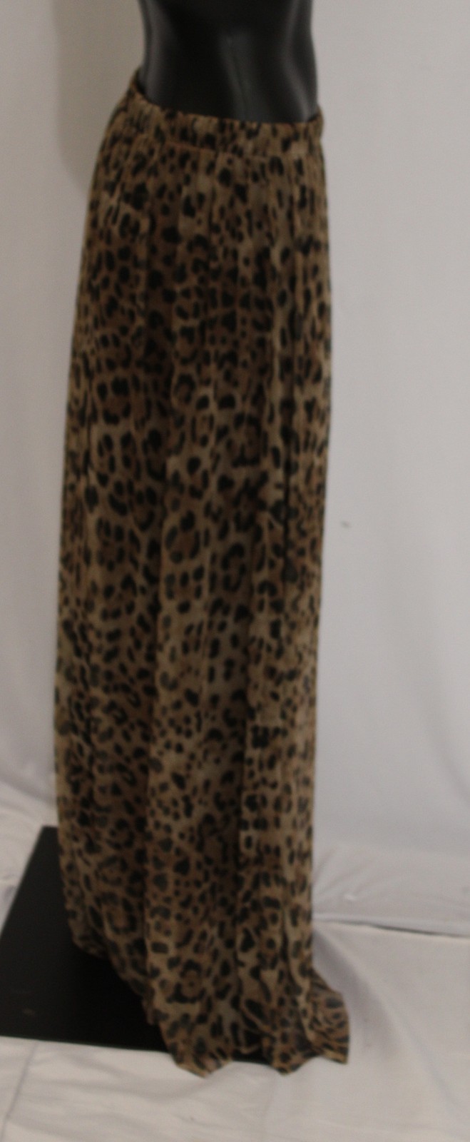M Made in Italy Women’s Mesh Pull On A-Line Midi Skirt CD4 Leopard Medium NWT