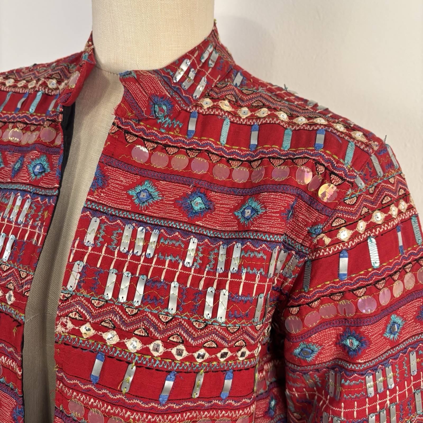 Chico’s Womens Small Jacket Open Front Embroidered & Sequin Accents Art to Wear