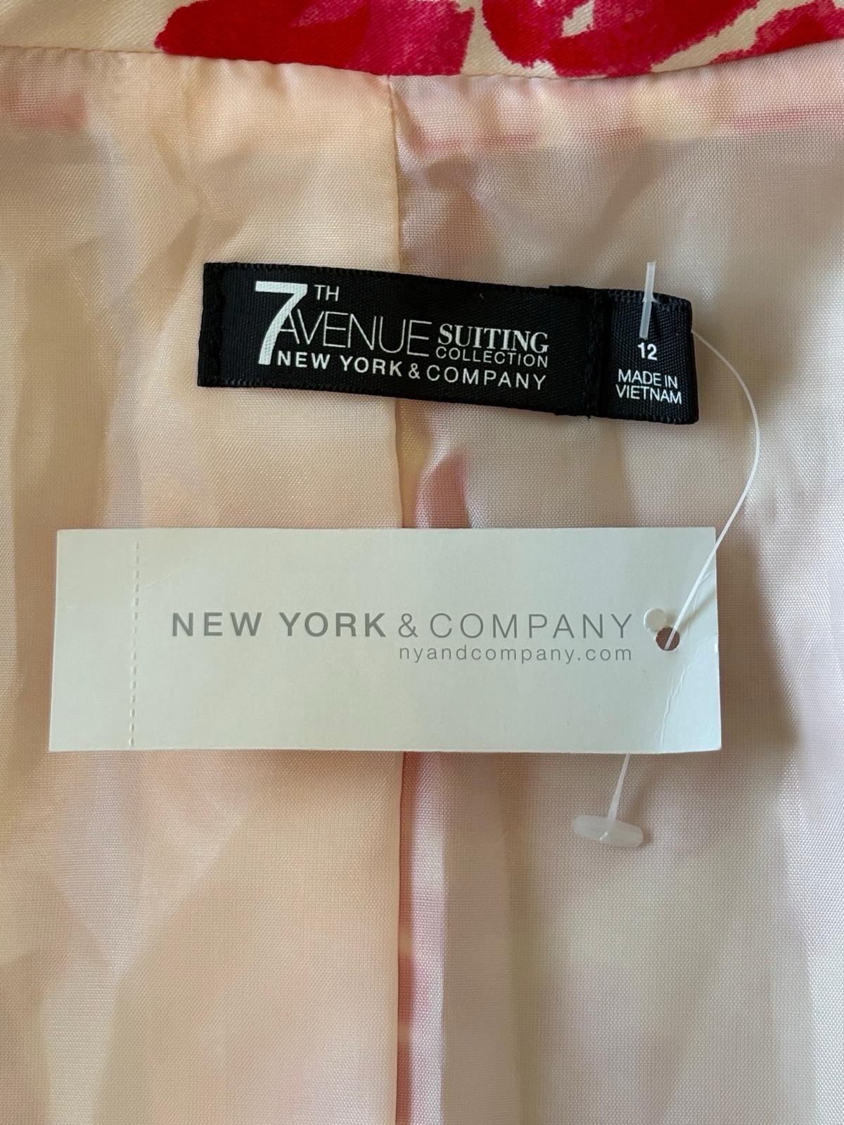 New York & Company 7th Avenue Suiting Red/White Floral Lined Button Blazer 12