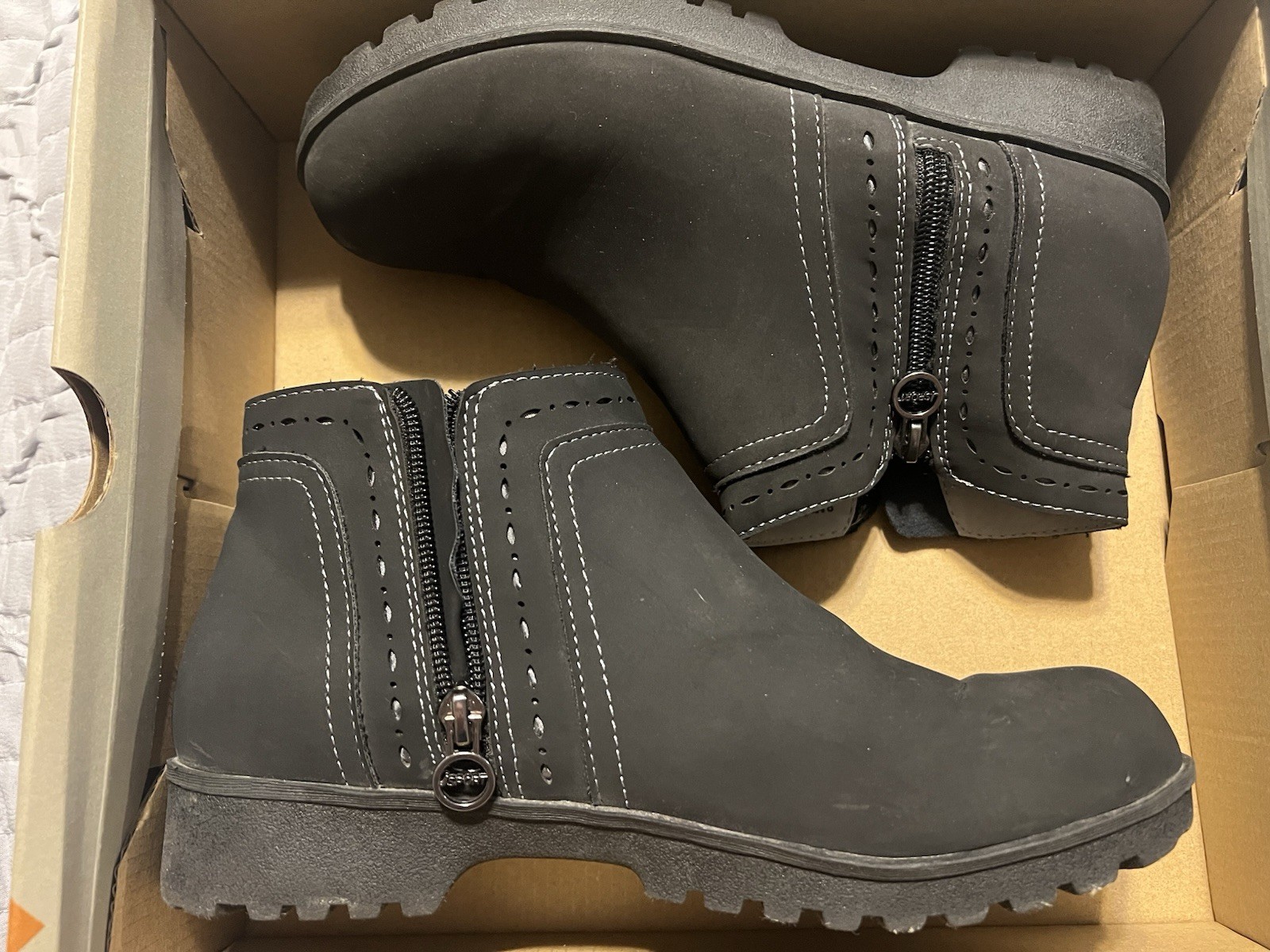 JSport by Jambu Jenna Black Ankle Boots Women’s Size 8M Memory Foam Side Zip