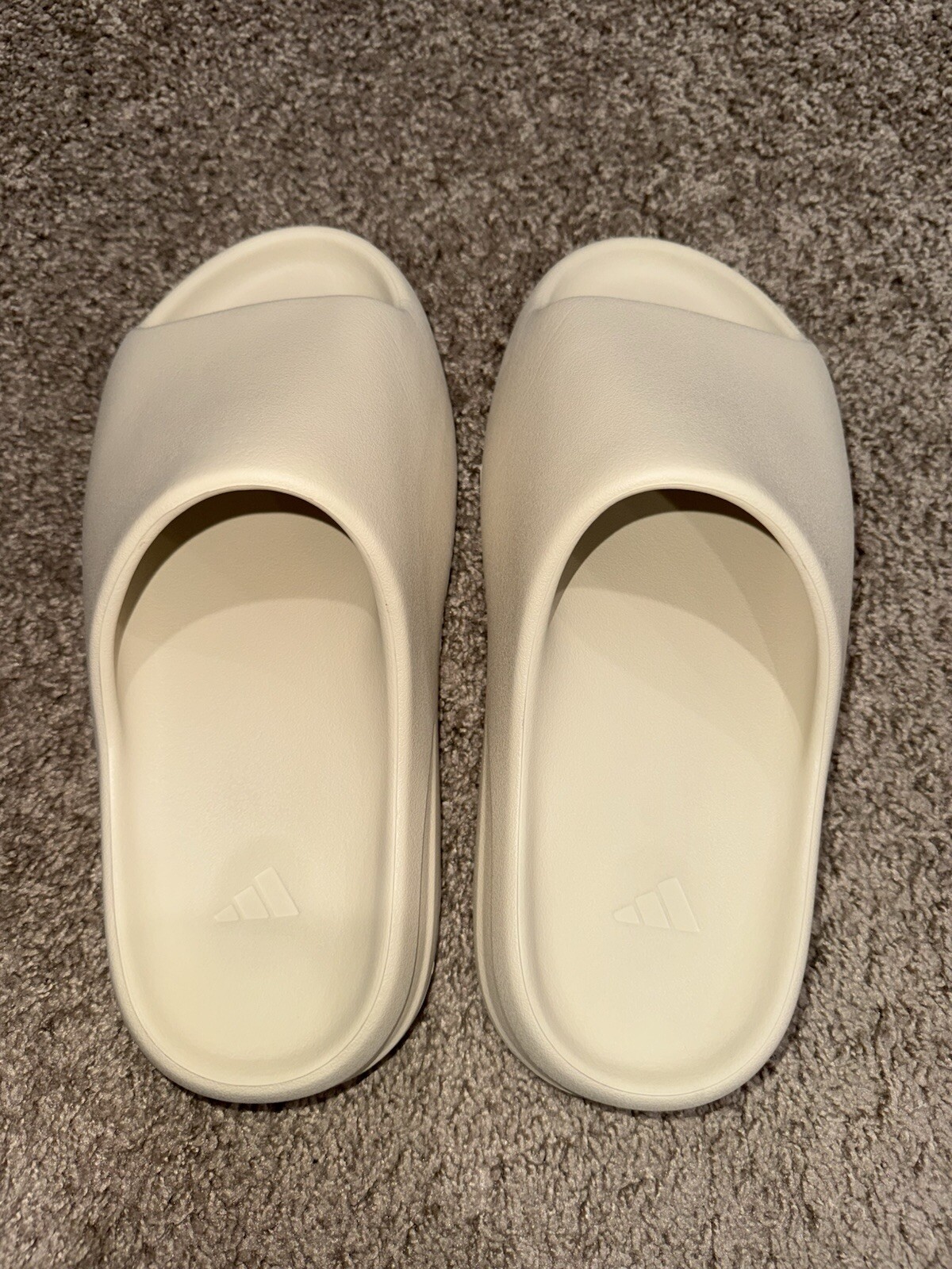 Size 10 – adidas Yeezy Slide “Bone” ✅Great Condition & Ships Today✅