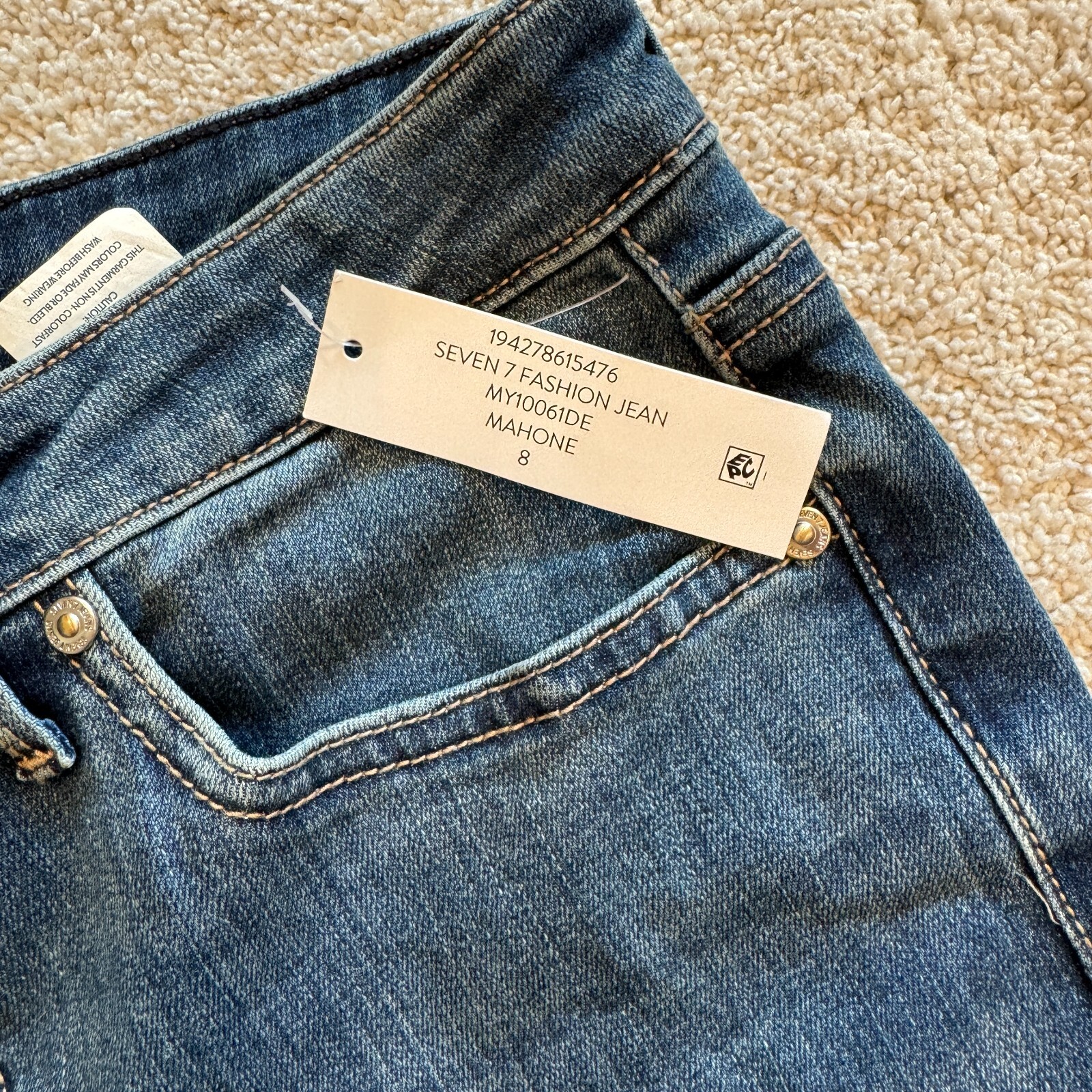 Seven7 Ladies High-Rise Step Hem Cropped Fashion Jean Size 8