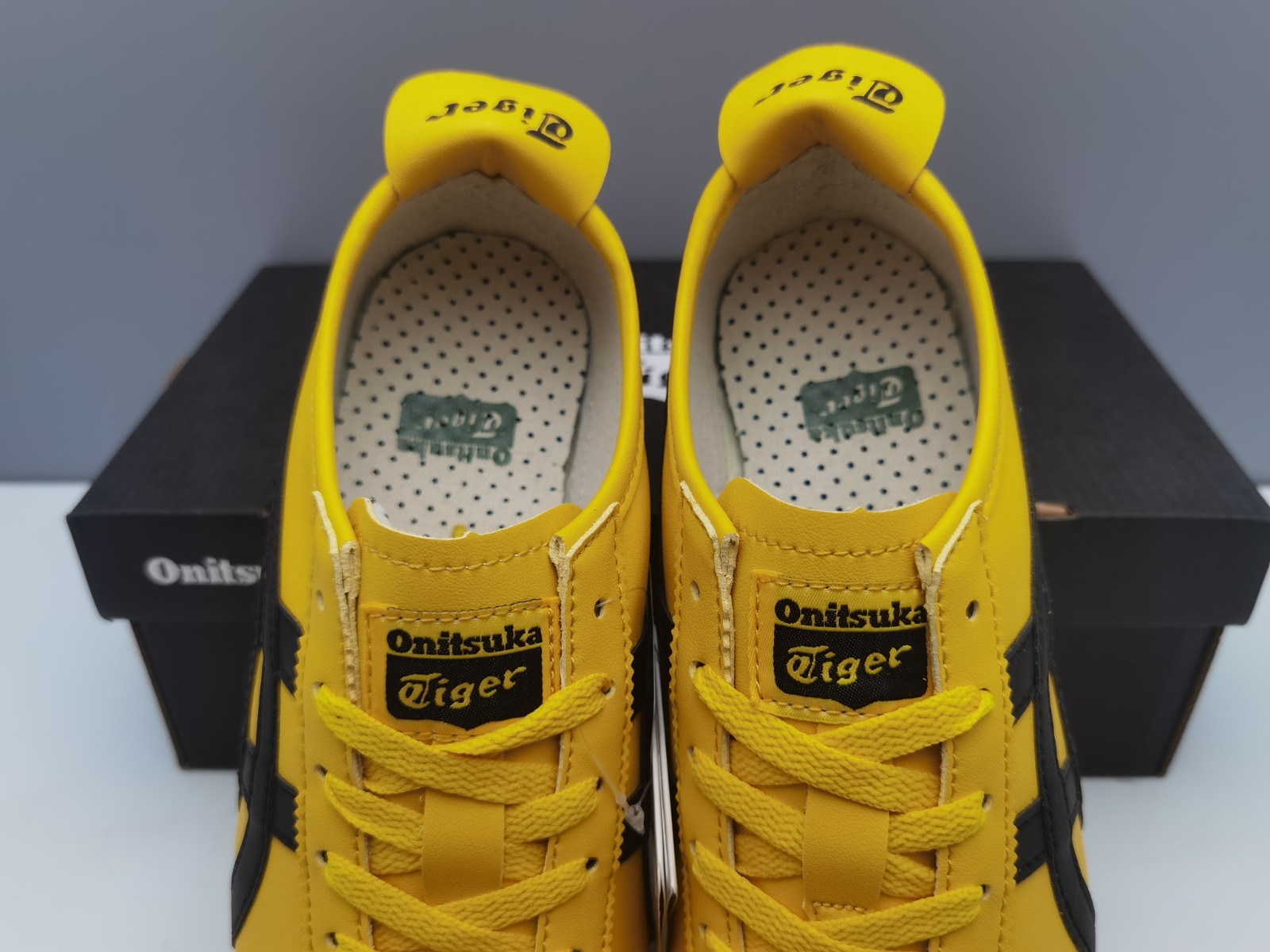 Authentic Onitsuka Tiger MEXICO 66 1183C102 751 YELLOW BLACK Sneakers Shoes