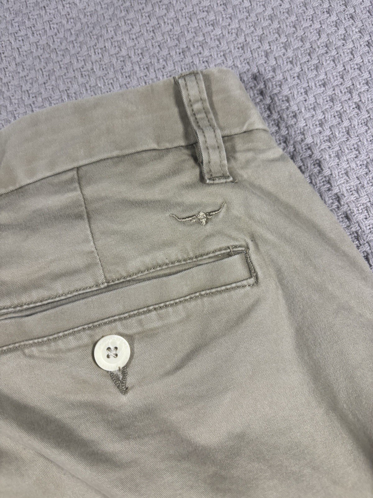 R.M. Williams khaki Shorts mens 34” beige