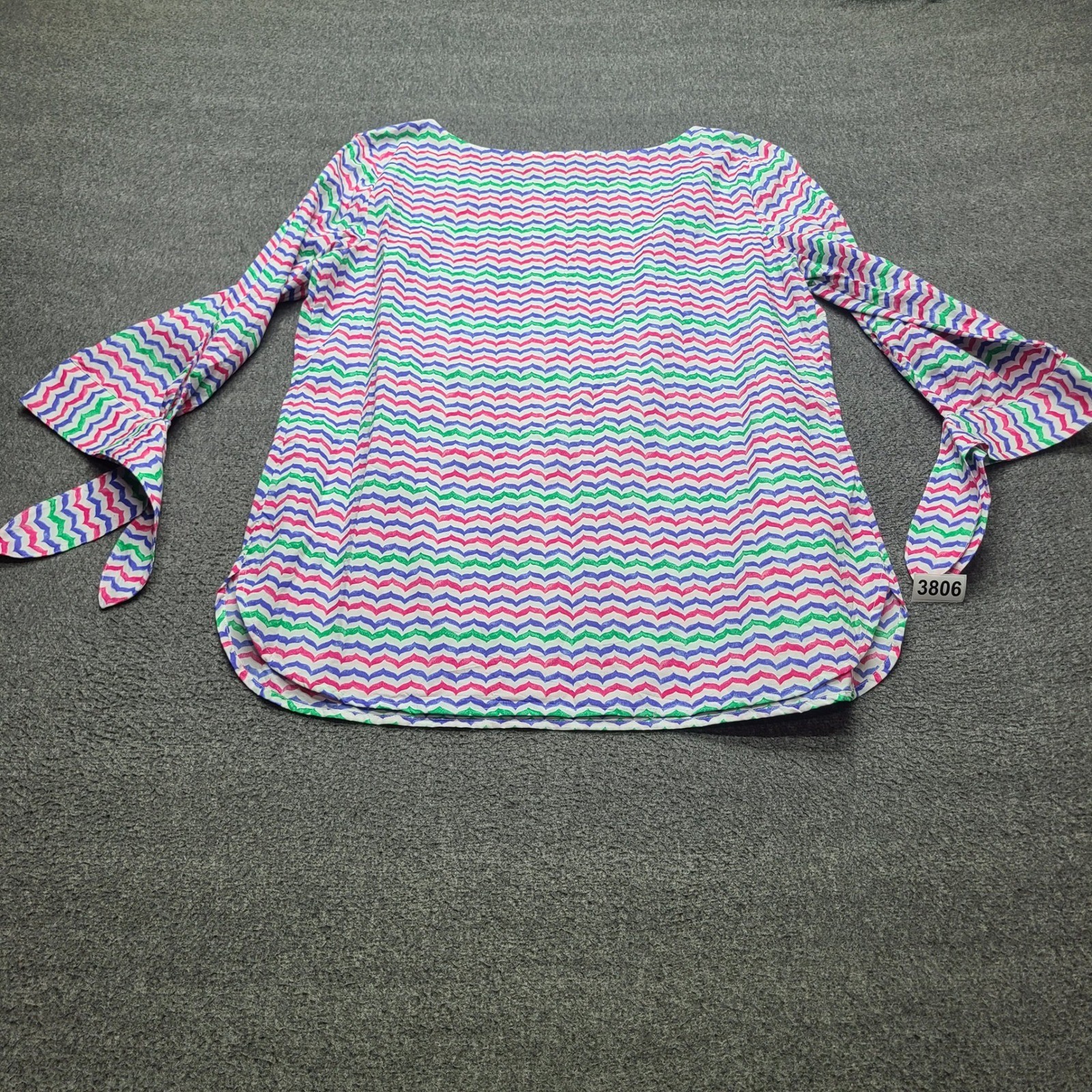 Talbots Blouse Womens Medium Multi Chevron Excellent Tie Bell Sleeve Cotton Top