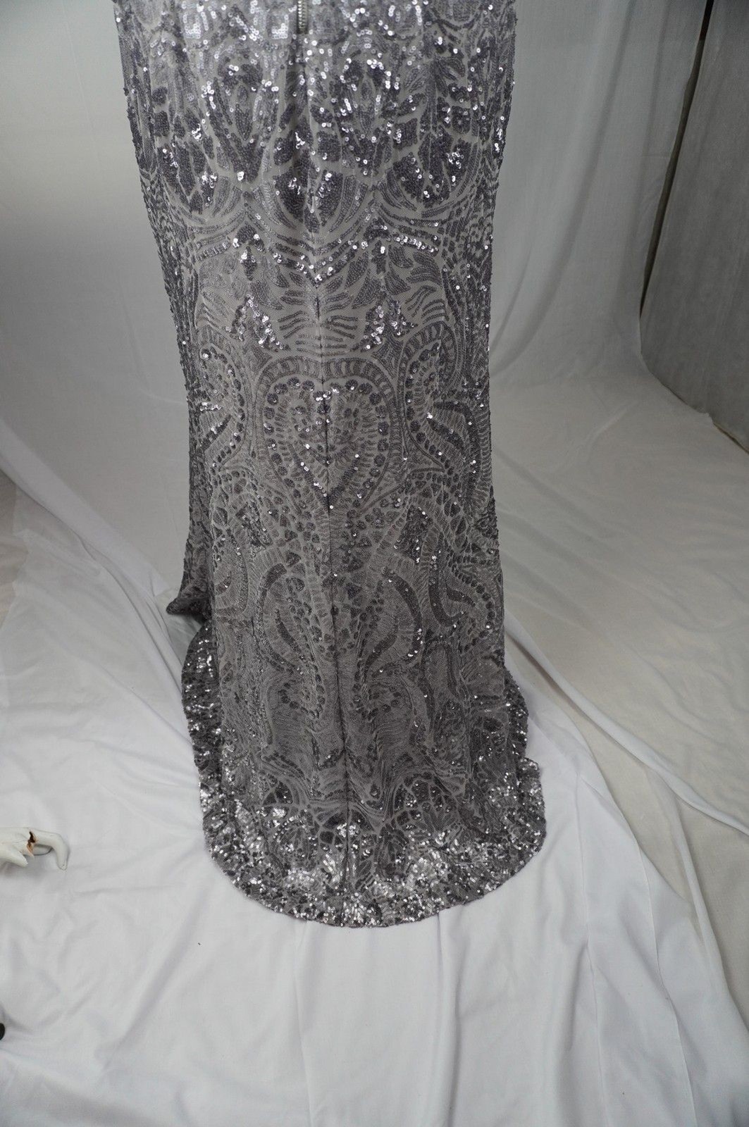 Vera Wang Sequin Cap Sleeve Elegant Evening Gown Mother Of Bride Pewter Size 14