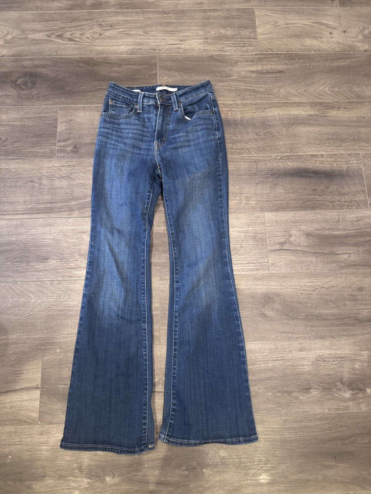 Levi’s Women’s 726 Flare Jeans, Medium Wash, 26 X32, Stretch, Excellent