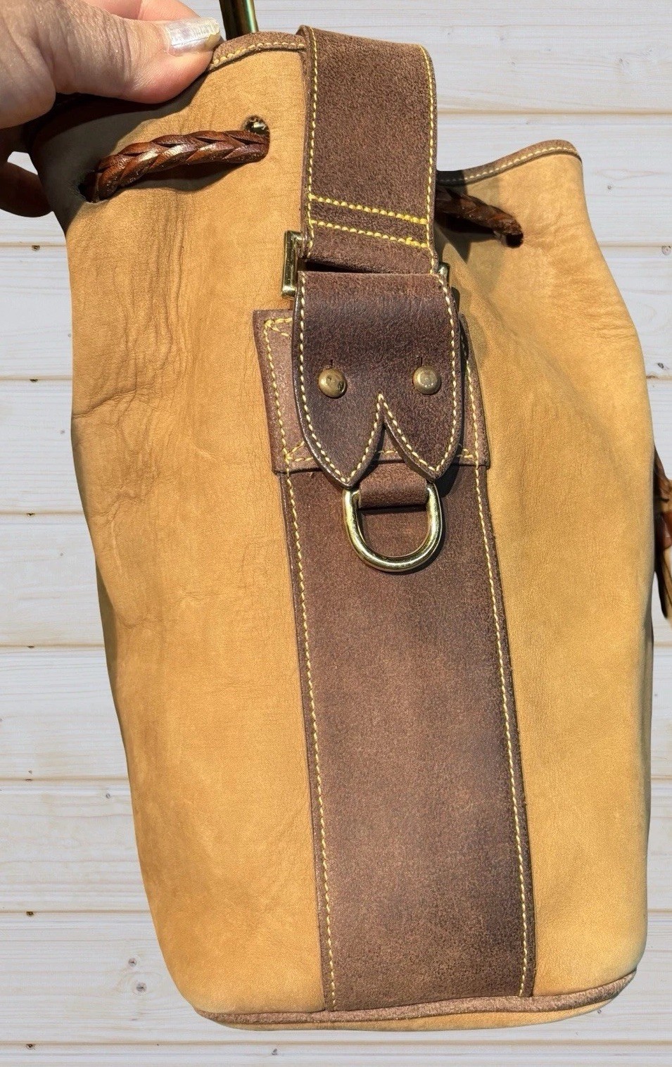 Dooney Bourke Vintage Saddle Tan Brown Bucket Drawstring Sac Bag Nubuck Leather
