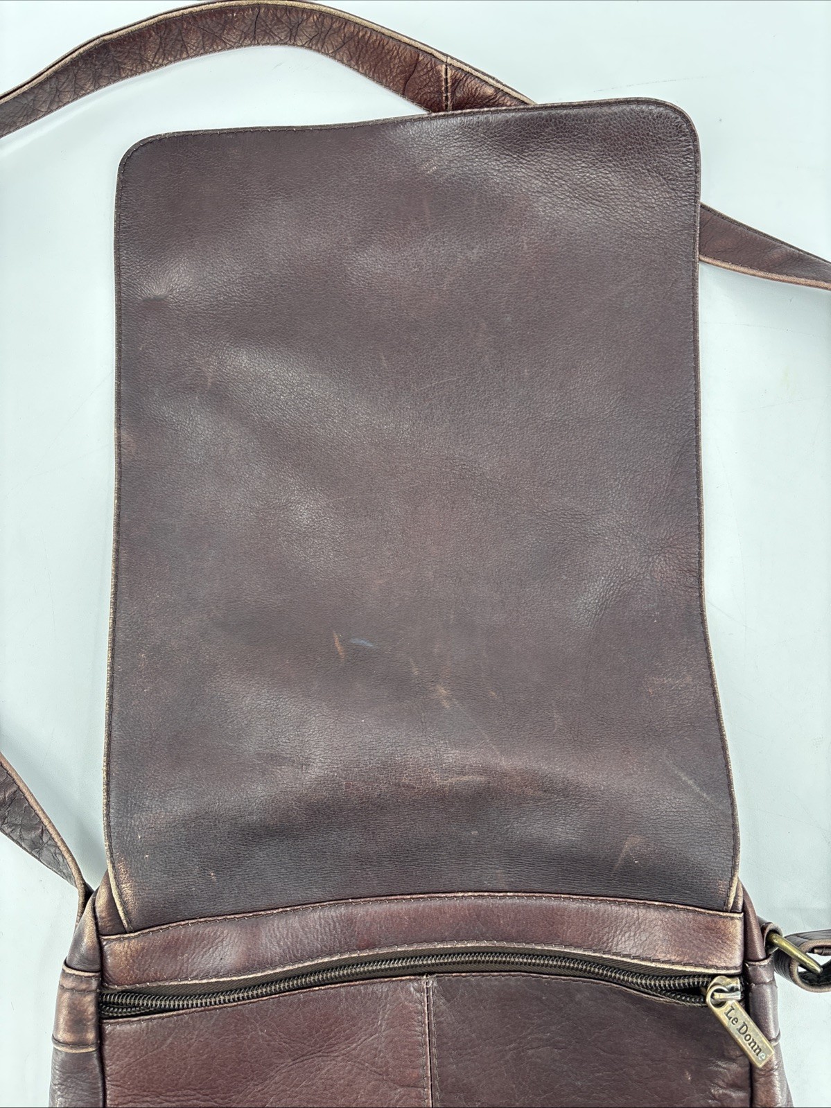 Vintage Le Donne Simple Brown Leather Flap Crossbody Purse/Bag 12”x9.5”