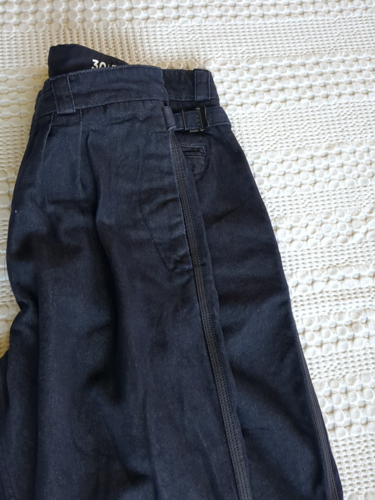 G Star Raw Varve Relaxed Pleated Chino Size 30 Dark Wash Blue 30X27
